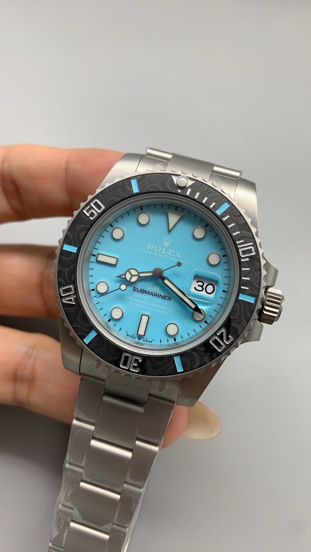 Rolex Submariner DIW 40MM | หน้าปัดสีฟ้า Tiffany | ตัวเรือนไทเทเนียม | กลไกอัตโนมัติ Cal.3135