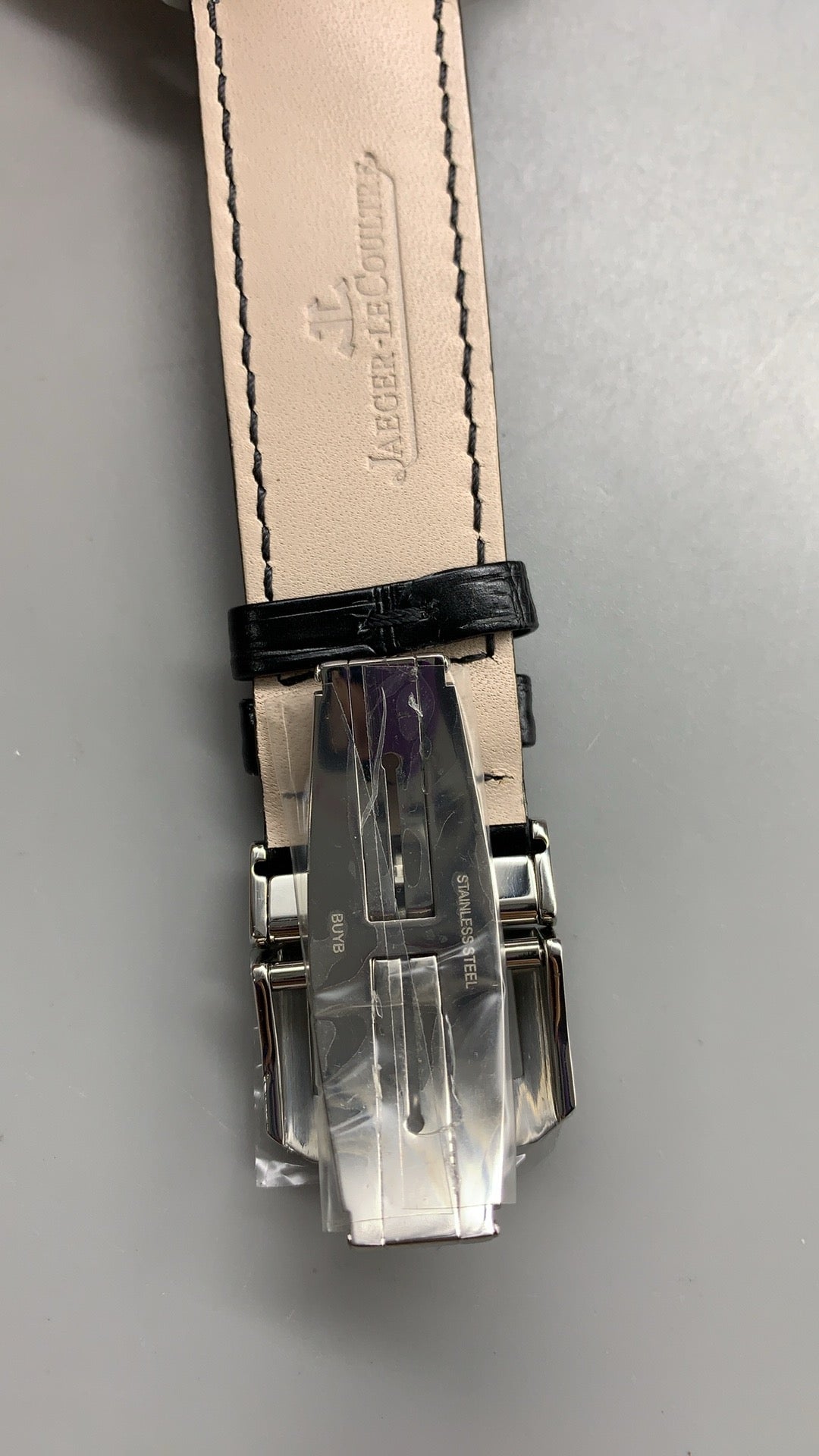 Jaeger-LeCoultre Polaris Chronograph WT | 44MM | ตัวเรือนสแตนเลสสตีล | ฟังก์ชันจับเวลา + เวลาโลก | หน้าปัดสีดำ | สายหนังจระเข้สีดำ | กลไกอัตโนมัติ Cal.752A