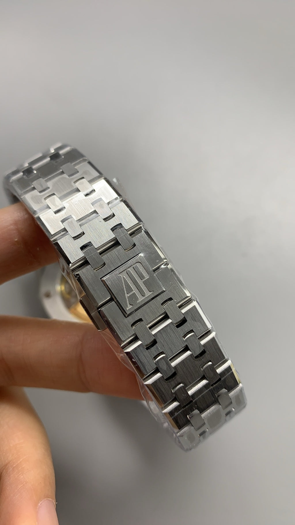 Audemars Piguet Royal Oak 15450ST | 37MM | ตัวเรือนสแตนเลสสตีล | หน้าปัดสีน้ำเงิน | กลไกอัตโนมัติ Cal.3120