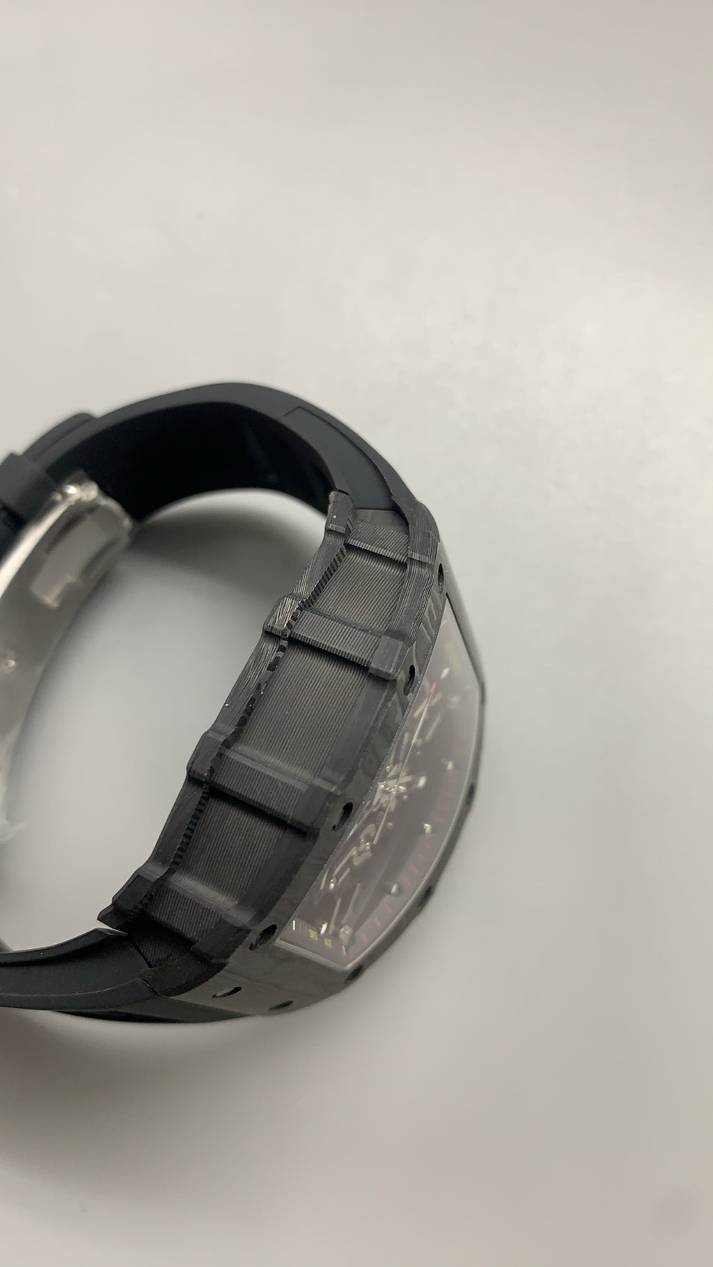 Richard Mille RM35-01 | 42MM | ตัวเรือนคาร์บอนไฟเบอร์ NTPT + โครงไทเทเนียม | หน้าปัดสเกเลตัน | กลไกไขลานมือ RMUL3