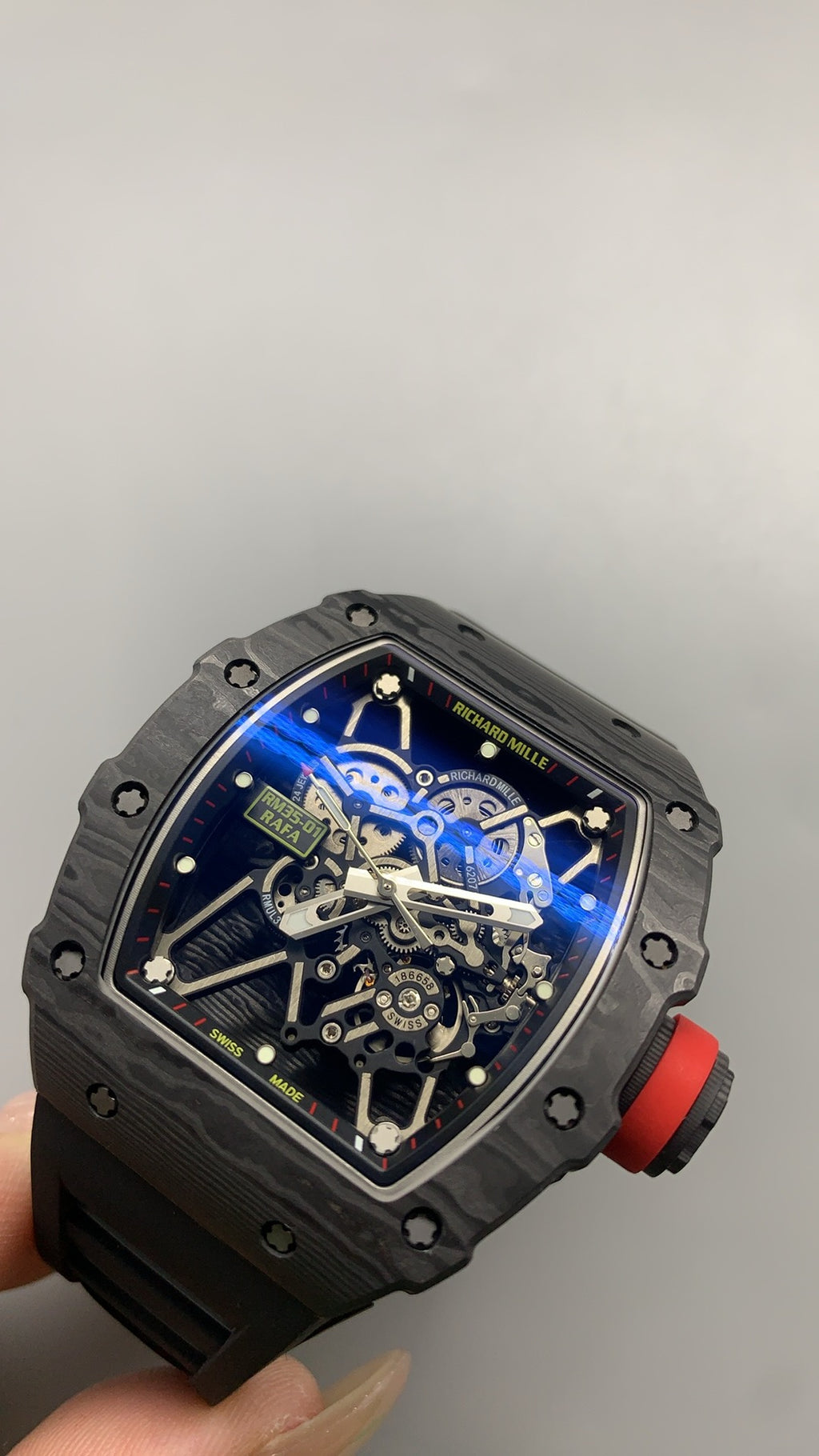Richard Mille RM35-01 | 42MM | ตัวเรือนคาร์บอนไฟเบอร์ NTPT + โครงไทเทเนียม | หน้าปัดสเกเลตัน | กลไกไขลานมือ RMUL3
