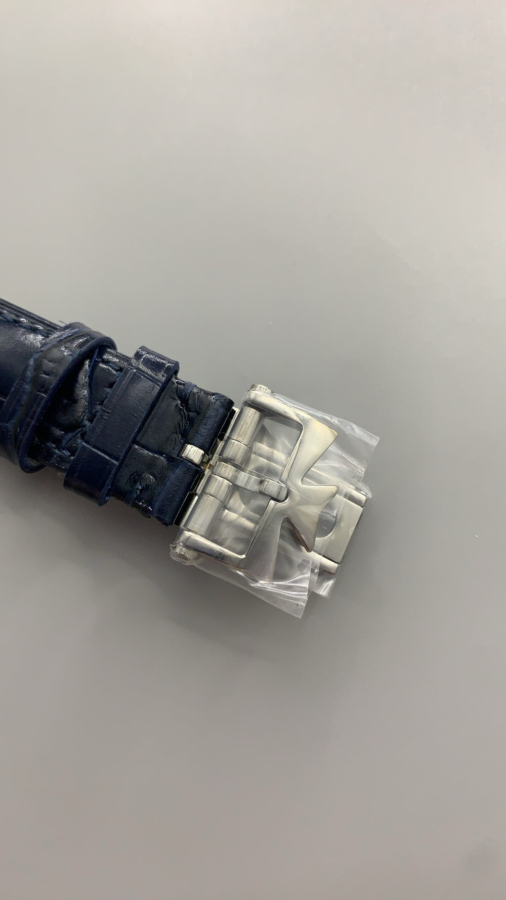 Vacheron Constantin Fiftysix Complete Calendar 4000E | 40MM | ตัวเรือนสแตนเลสสตีล | ฟังก์ชันปฏิทินสมบูรณ์ + ข้างขึ้นข้างแรม | หน้าปัดสีน้ำเงิน | สายหนังจระเข้สีน้ำเงิน | กลไกอัตโนมัติ Cal.2460 QCL/1