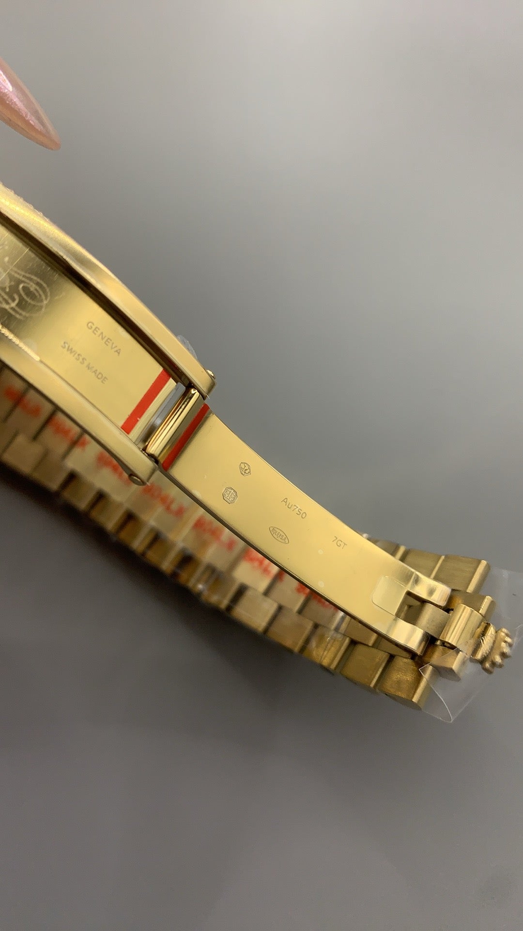 Rolex Day-Date 40MM | หน้าปัดเลขโรมัน | ตัวเรือนสแตนเลสเคลือบสีทอง PVD | กลไกอัตโนมัติ Cal.3255