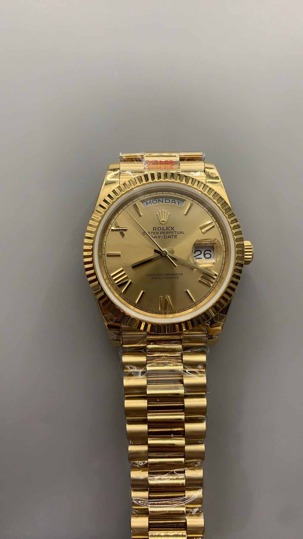 Rolex Day-Date 40MM | หน้าปัดเลขโรมัน | ตัวเรือนสแตนเลสเคลือบสีทอง PVD | กลไกอัตโนมัติ Cal.3255