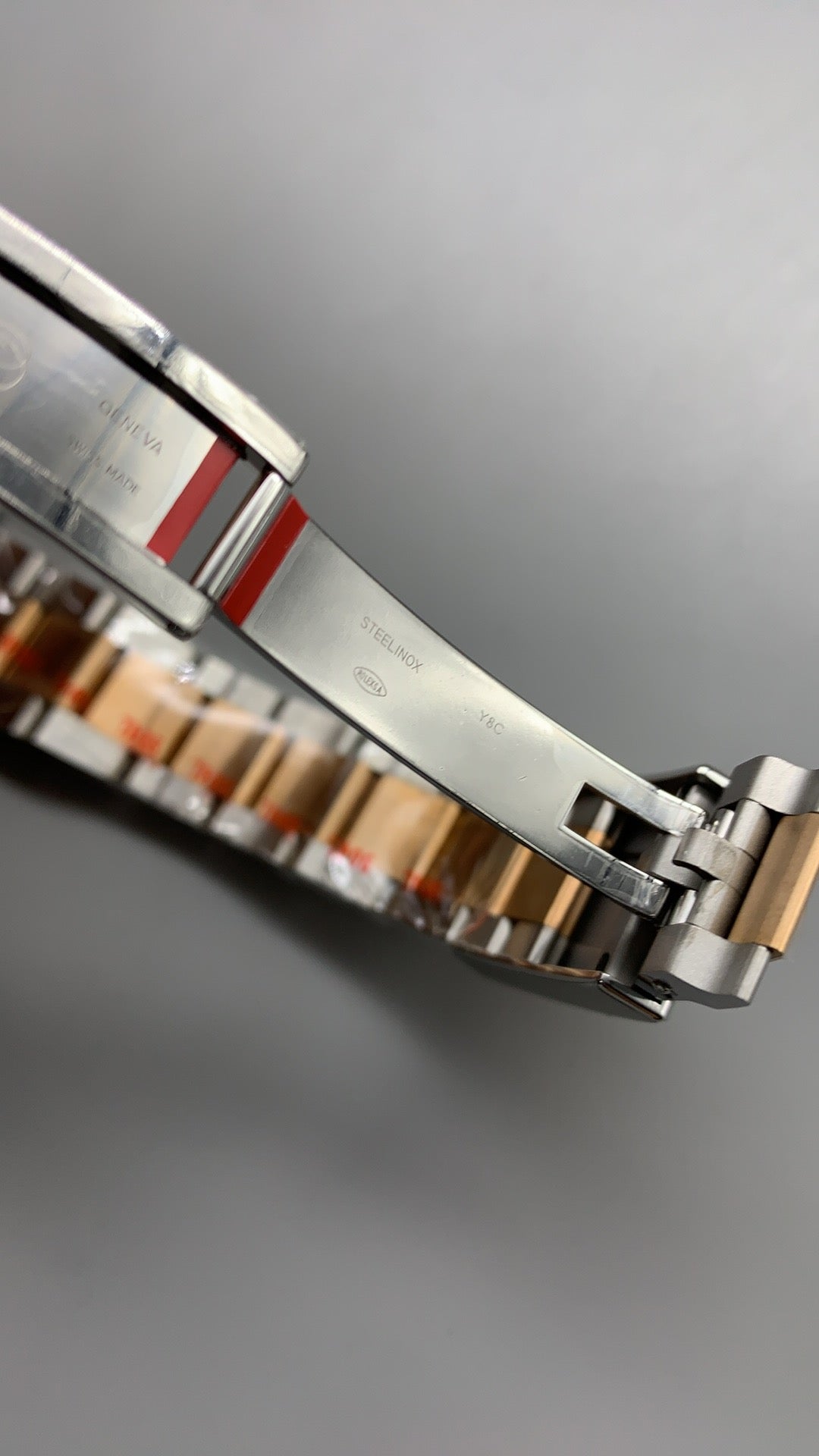 Rolex GMT-Master II 40MM | ขอบทูโทนบรอนซ์-ดำ (ซูเปอร์รูทเบียร์) | กลไกอัตโนมัติ Cal.3285