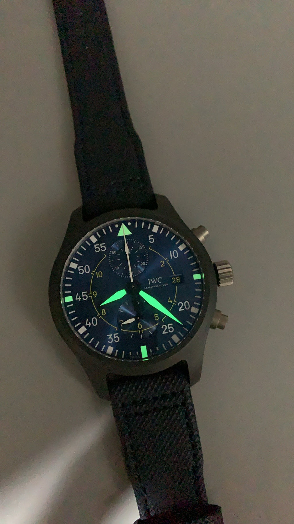 IWC Pilot's Watch Chronograph Blue Angels | 44.5MM | ตัวเรือนเซรามิกสีดำ | ฟังก์ชันจับเวลา | หน้าปัดสีน้ำเงิน | สายผ้าไนลอนสีน้ำเงิน | กลไกอัตโนมัติ Cal.89361