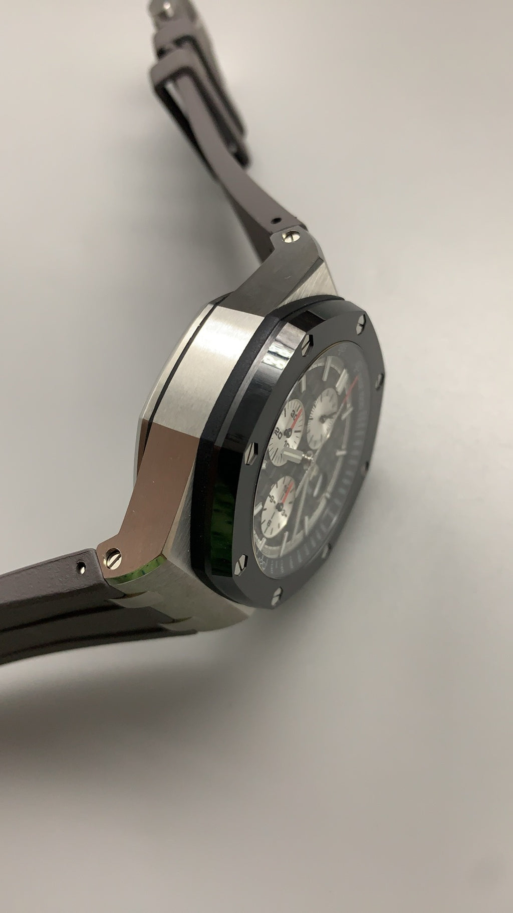 Audemars Piguet Royal Oak Offshore 26420ST | 43MM | Stainless Steel Case | Grey Dial | Chronograph | Automatic Caliber 4401