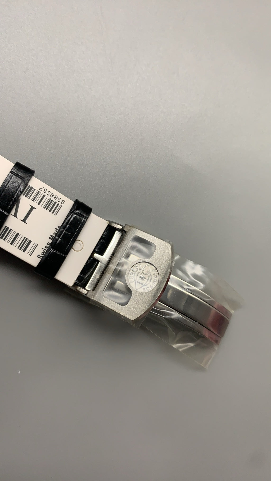 IWC Portugieser Perpetual Calendar 44 | 44.2MM | ตัวเรือนสแตนเลสสตีล | ปฏิทินถาวร + พลังงานสำรอง 7 วัน | หน้าปัดสีเขียว | สายหนังจระเข้สีดำ | กลไกอัตโนมัติ Cal.52610