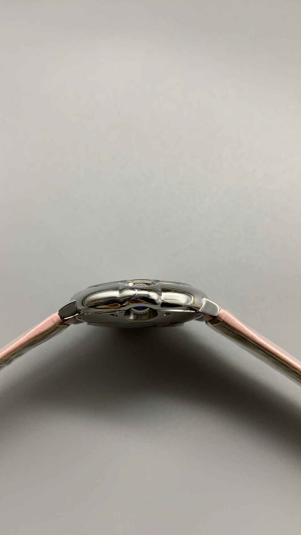 Cartier Ballon Bleu de Cartier | ขนาด 33 มม. | หน้าปัดสีชมพู | อัตโนมัติ