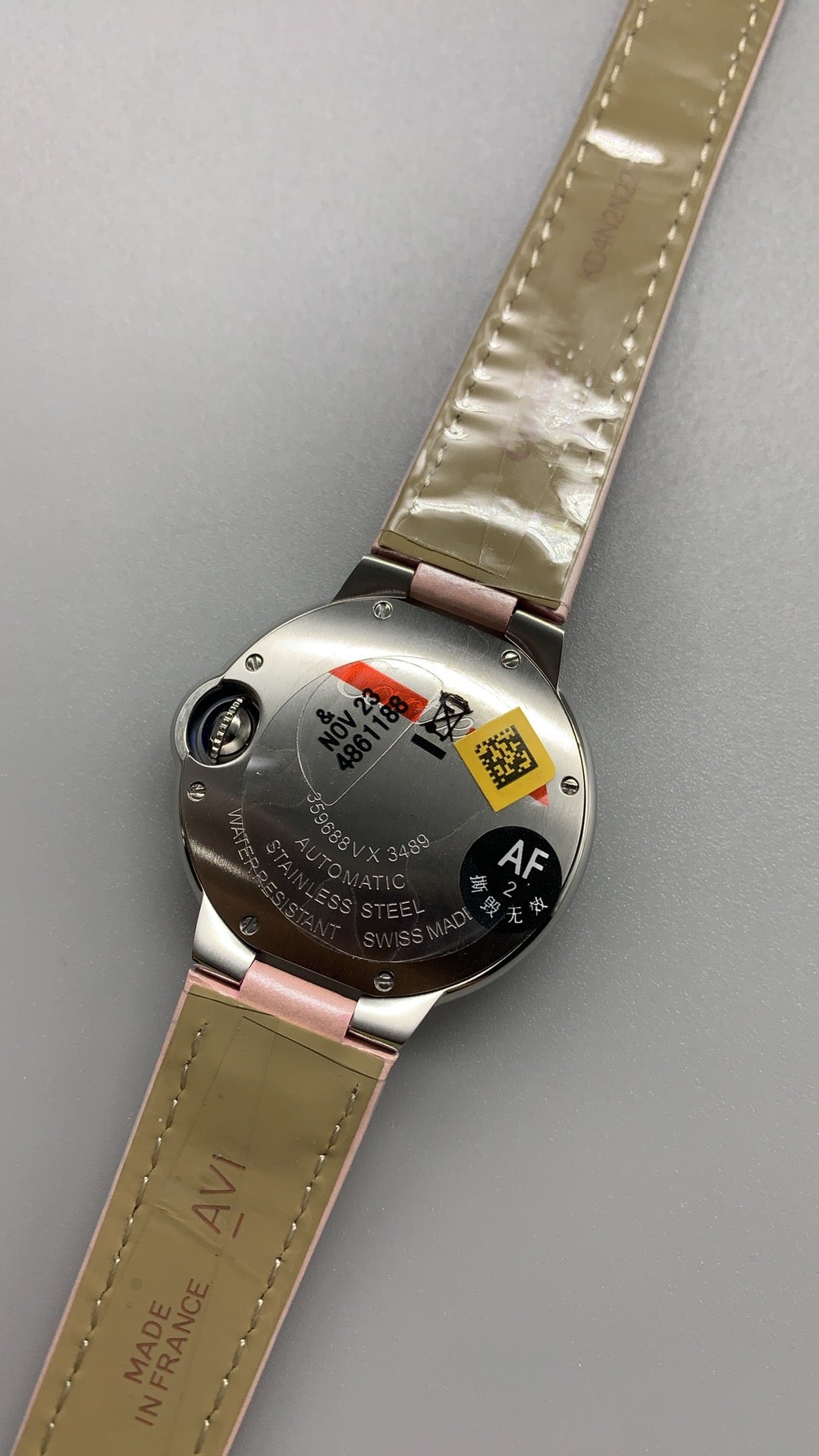 Cartier Ballon Bleu de Cartier | ขนาด 33 มม. | หน้าปัดสีชมพู | อัตโนมัติ