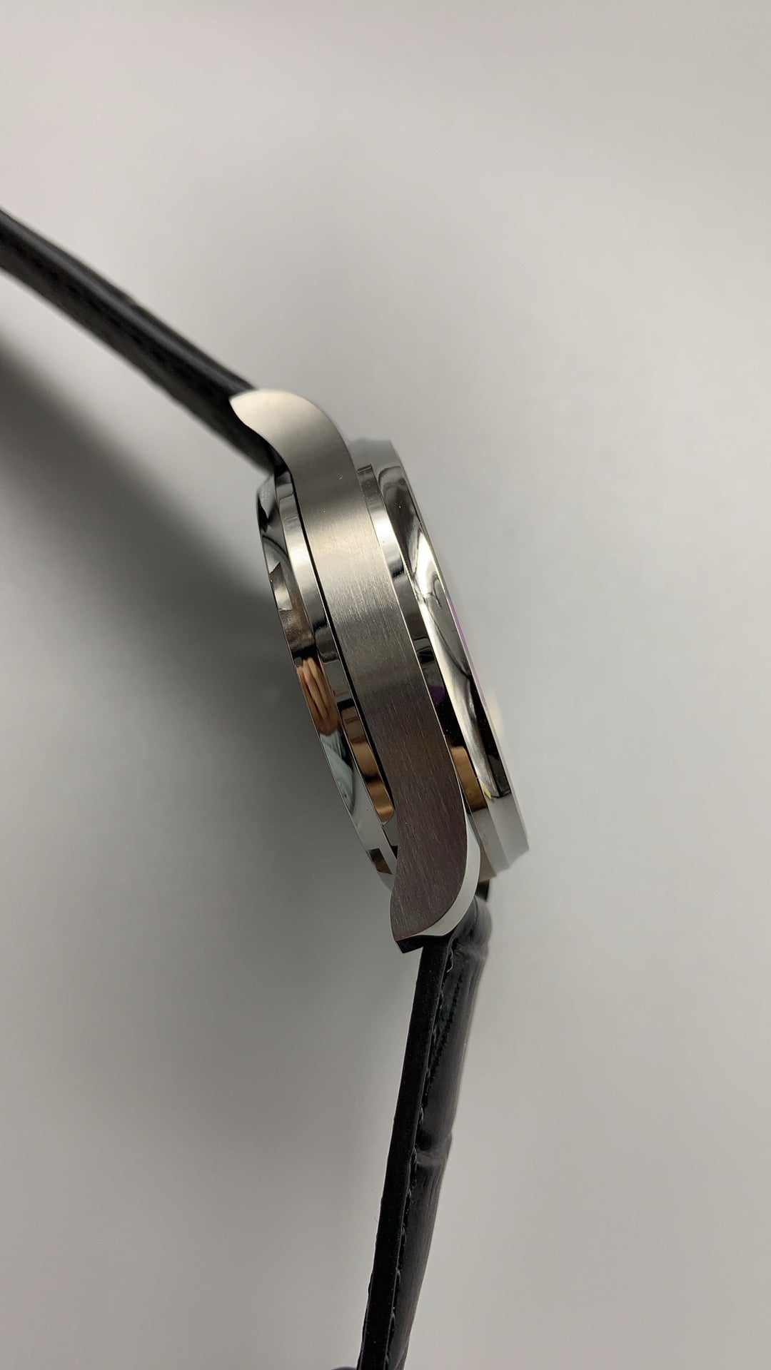 IWC Portugieser Automatic 7 Days | 42.3MM | ตัวเรือนสแตนเลสสตีล | พลังงานสำรอง 7 วัน | หน้าปัดสีเขียว | สายหนังจระเข้สีดำ | กลไกอัตโนมัติ Cal.52010