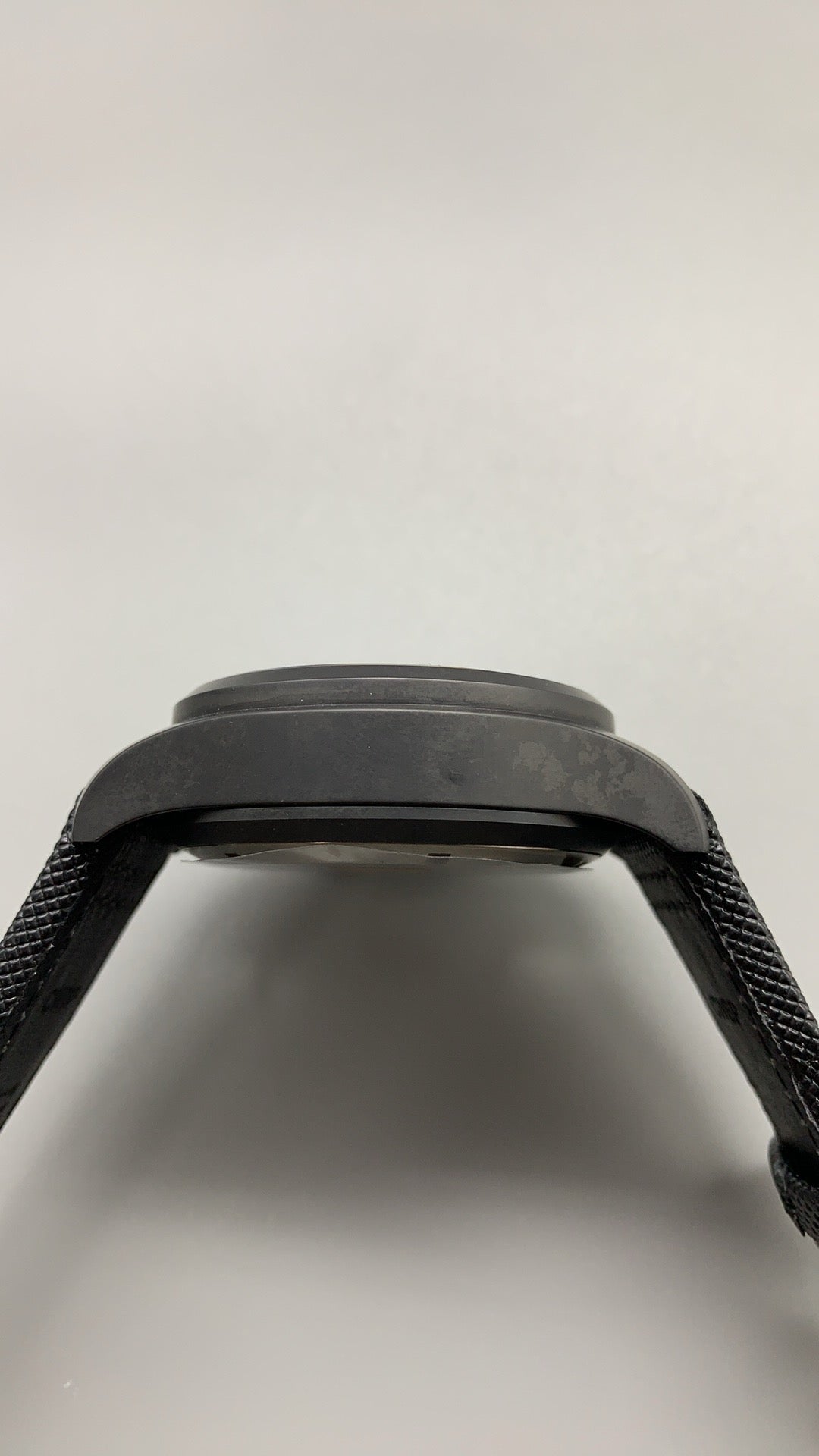 IWC Pilot's Watch | 40MM | ตัวเรือนสแตนเลสสตีล | ฟังก์ชันวันที่ | หน้าปัดสีดำ | สายหนังวัวสีดำ | กลไกอัตโนมัติ Cal.32111