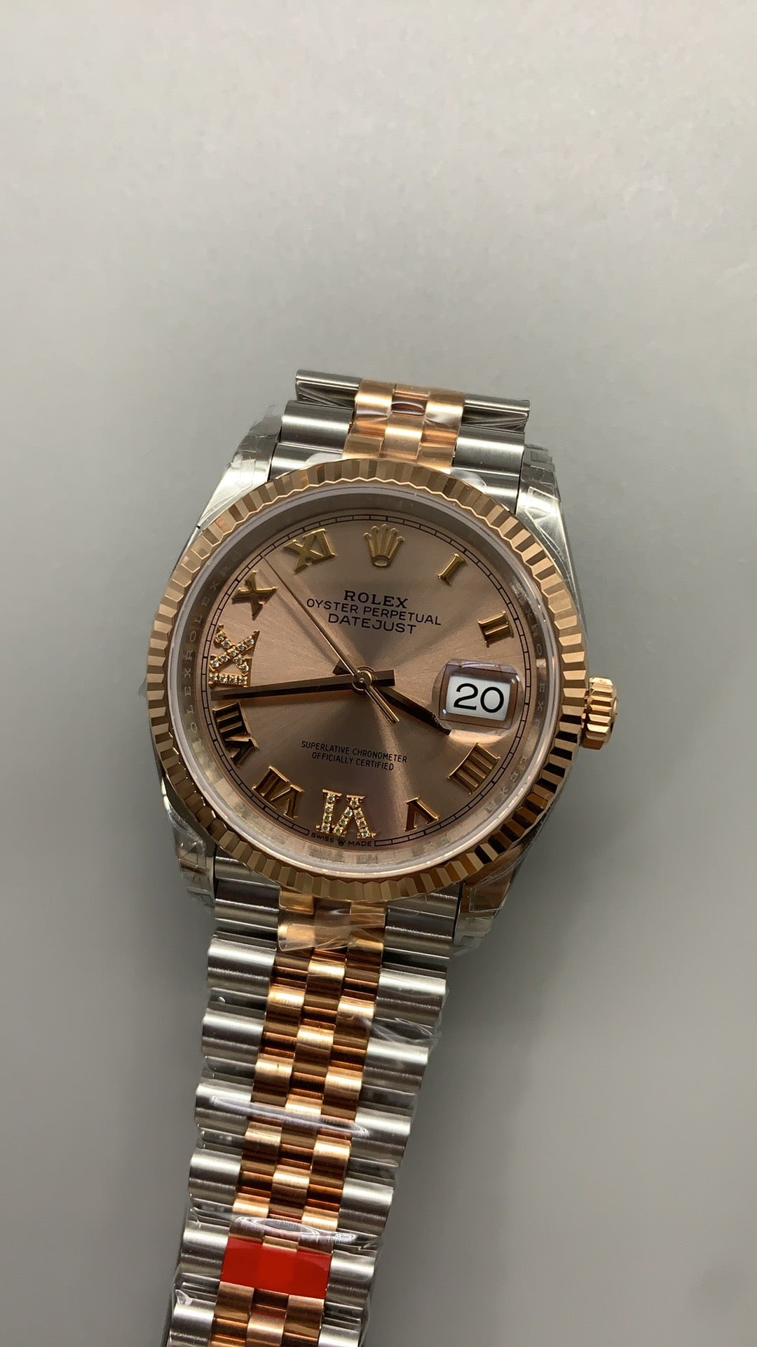 Rolex Datejust 36MM | หน้าปัดเลขโรมัน | ตัวเรือนสแตนเลสสลับเคลือบสีโรสโกลด์ PVD