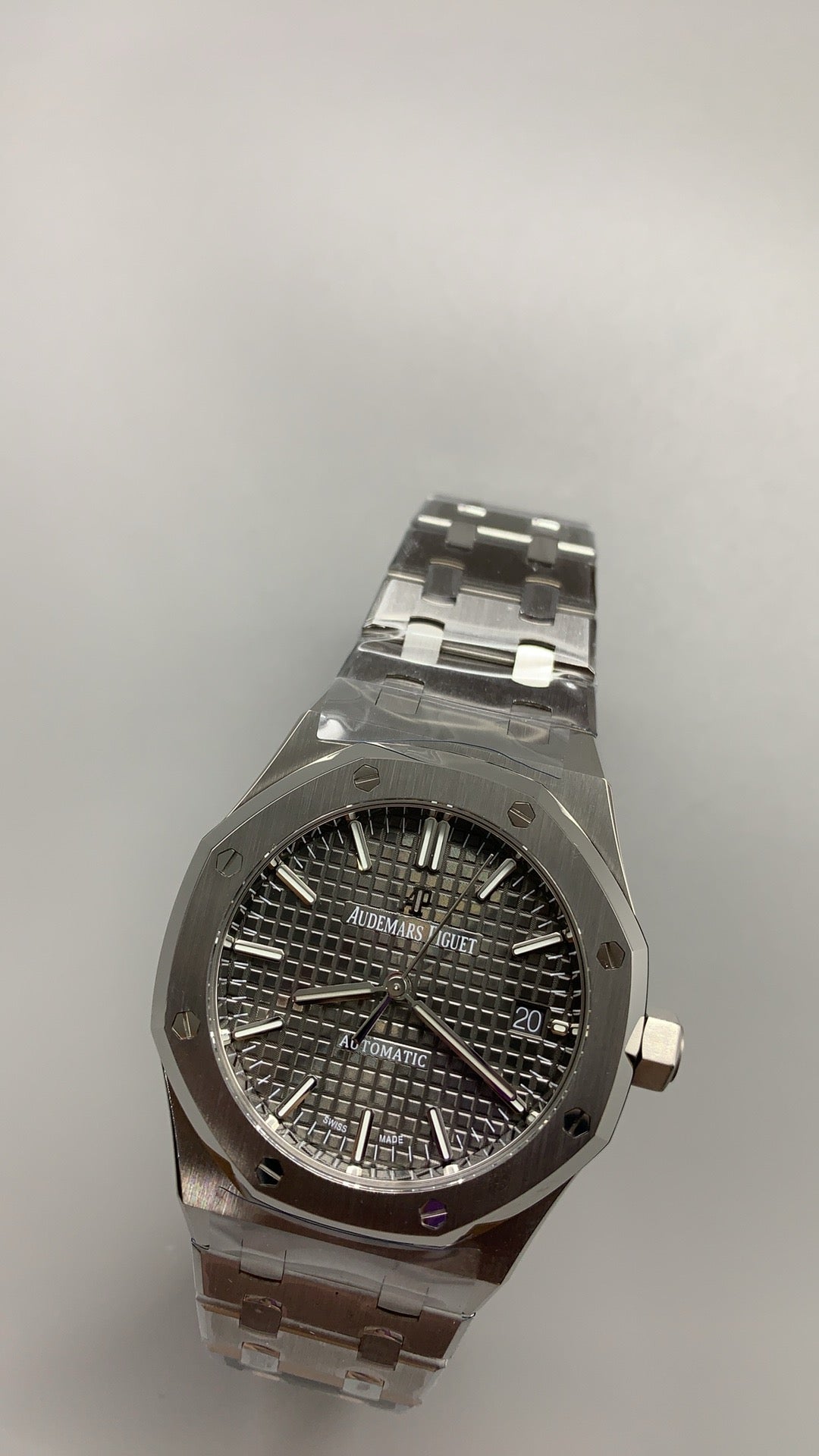 Audemars Piguet Royal Oak 15450ST | 37MM | ตัวเรือนสแตนเลสสตีล | หน้าปัดสีเทา | กลไกอัตโนมัติ Cal.3120