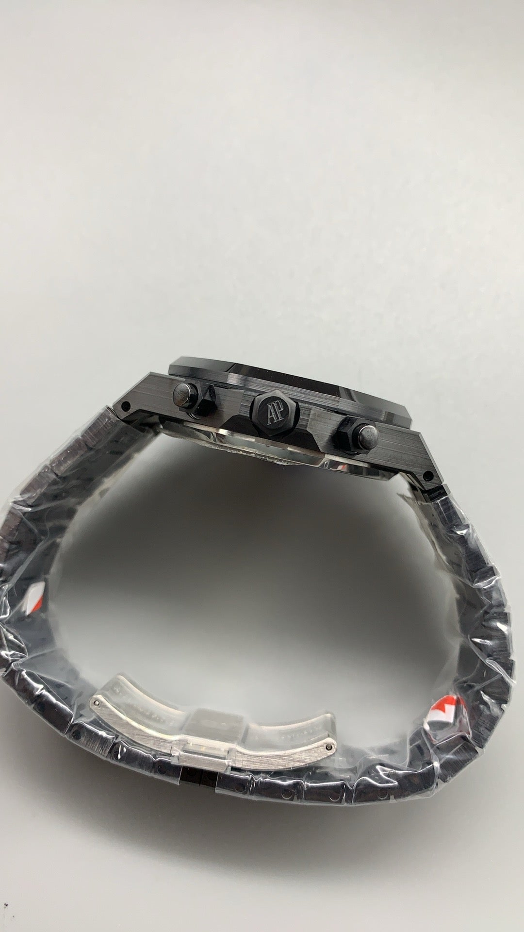 Audemars Piguet Royal Oak Offshore 26240CE | 43MM | Ceramic Case | Latest Model | Chronograph | Automatic Movement Cal.4401