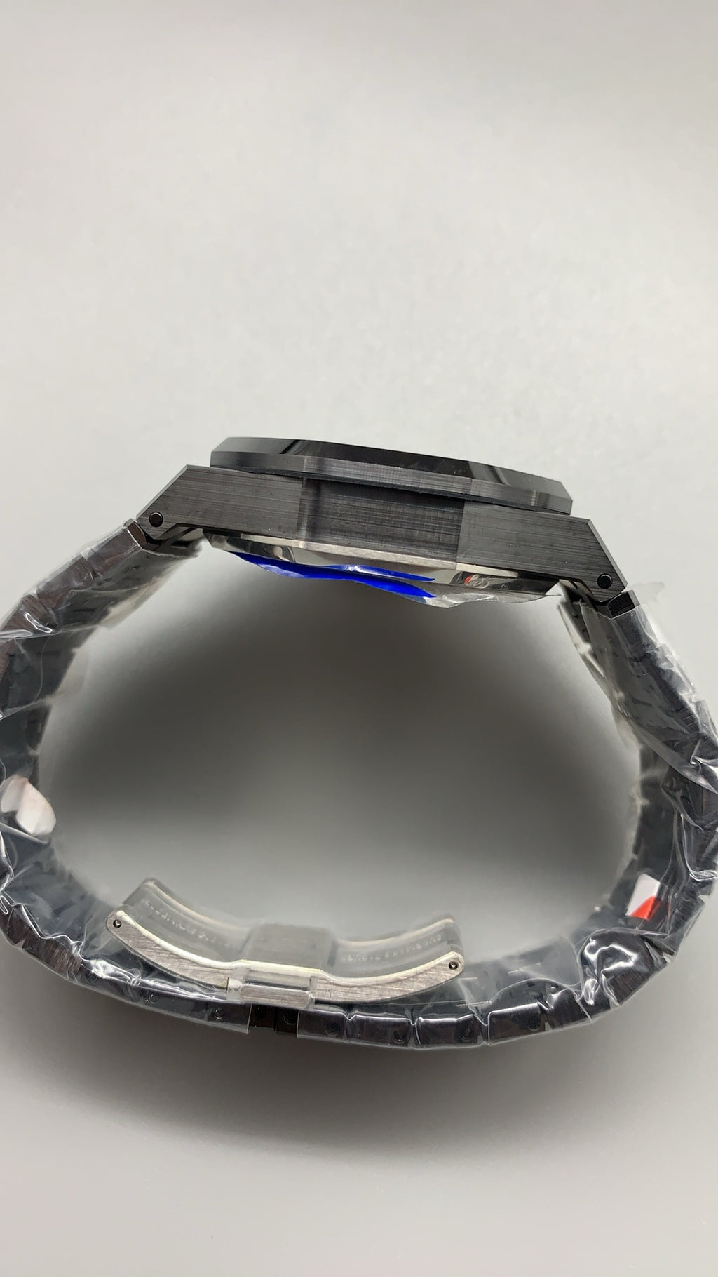 Audemars Piguet Royal Oak Offshore 26240CE | 43MM | Ceramic Case | Latest Model | Chronograph | Automatic Movement Cal.4401