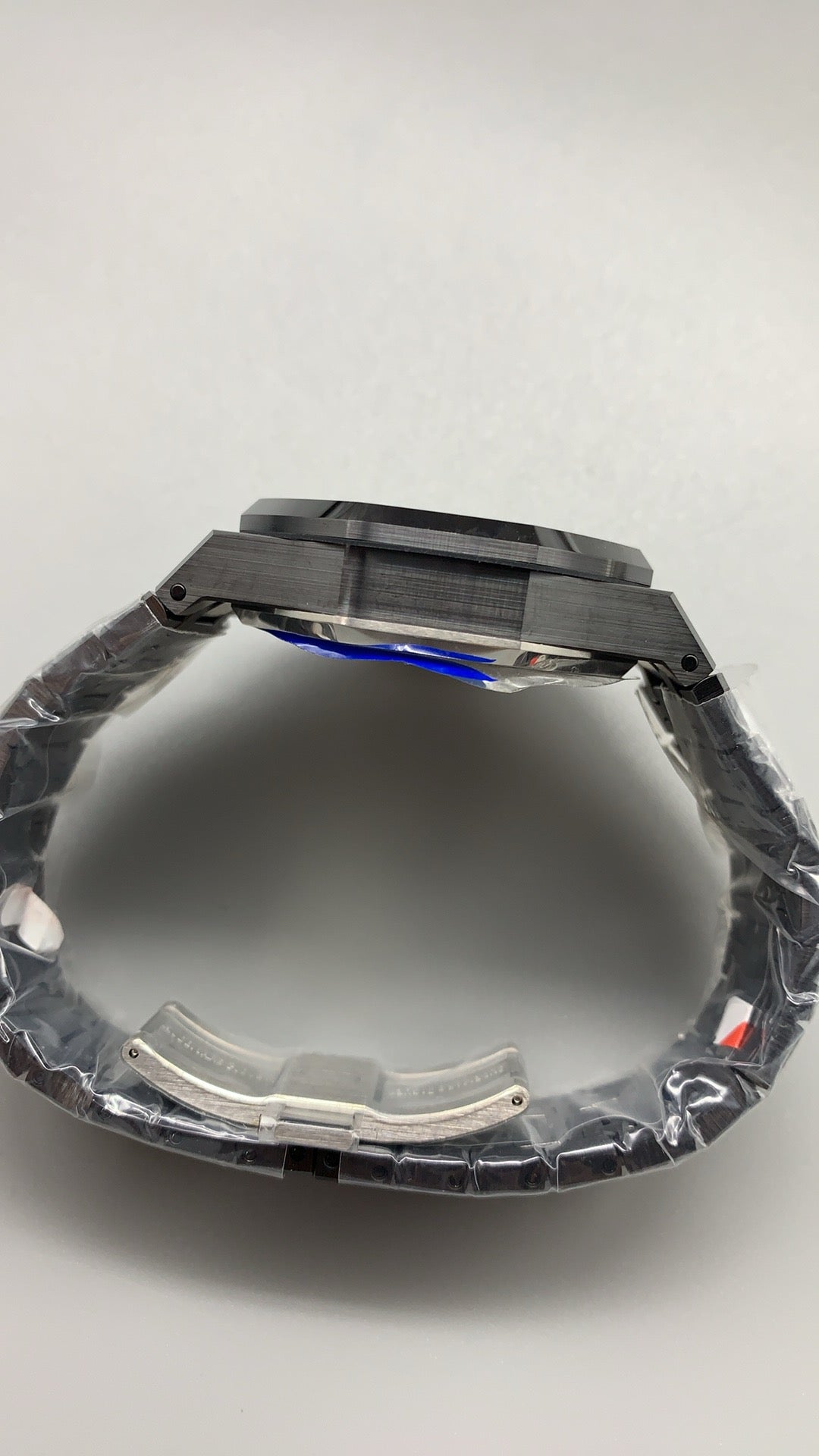 Audemars Piguet Royal Oak Offshore 26240CE | 43MM | Ceramic Case | Latest Model | Chronograph | Automatic Movement Cal.4401