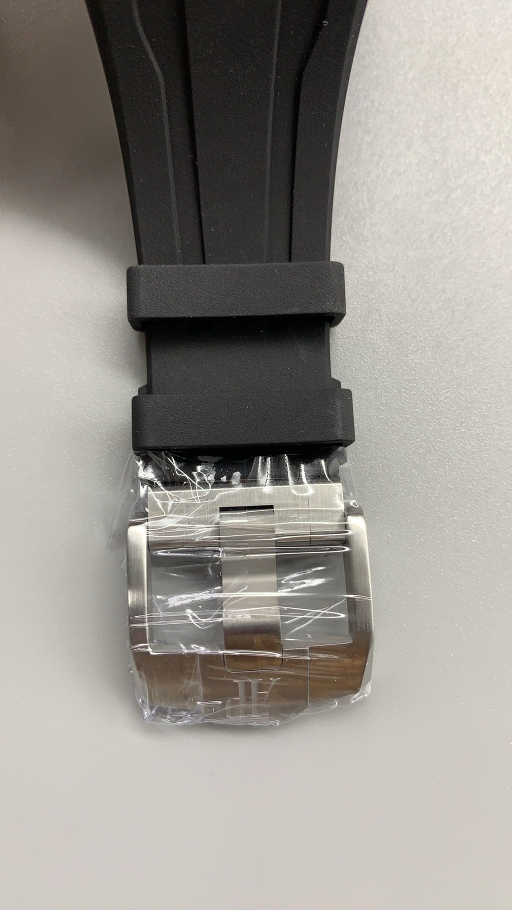 Audemars Piguet Royal Oak 26240CE | 41MM | ตัวเรือนเซรามิกสีดำ | หน้าปัดสีดำ | สายยาง | จับเวลา Chronograph | กลไกอัตโนมัติ Cal.4401