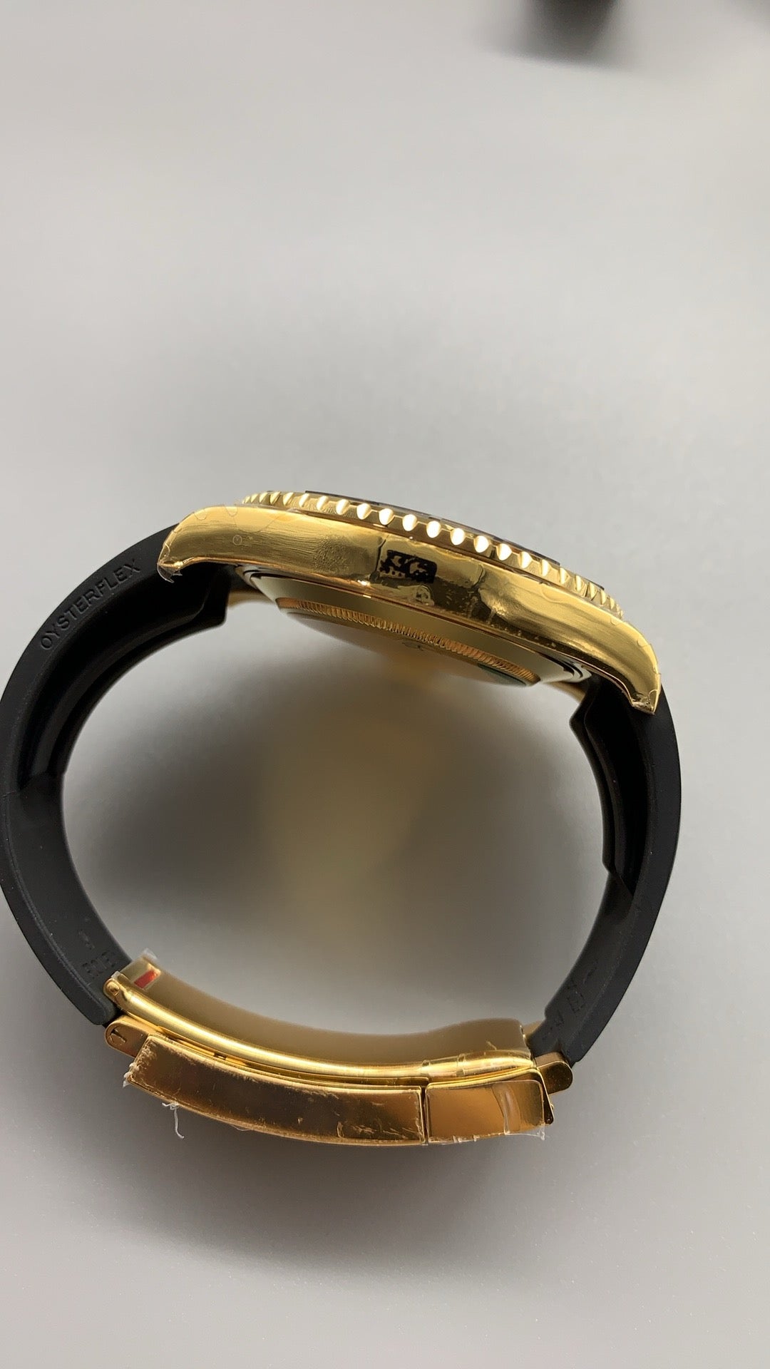 Rolex Yacht-Master 42MM | หน้าปัดสีดำ สปอร์ตหรู | ตัวเรือนสแตนเลสเคลือบสีทอง PVD