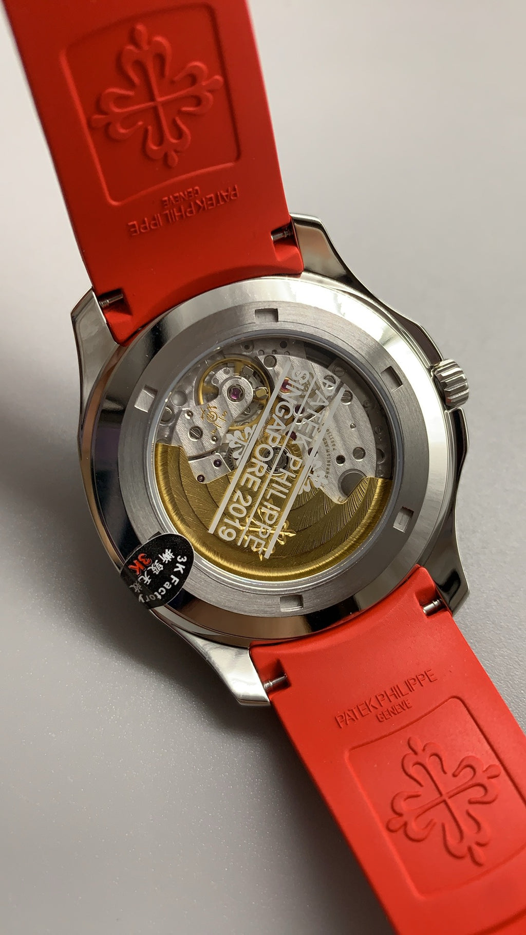 Patek Philippe Aquanaut 5167A | 40MM | รุ่นพิเศษ Singapore Limited | หน้าปัดสีดำลายตาราง | สายยางสีแดง-ดำ | กลไกอัตโนมัติ Cal.324 S C