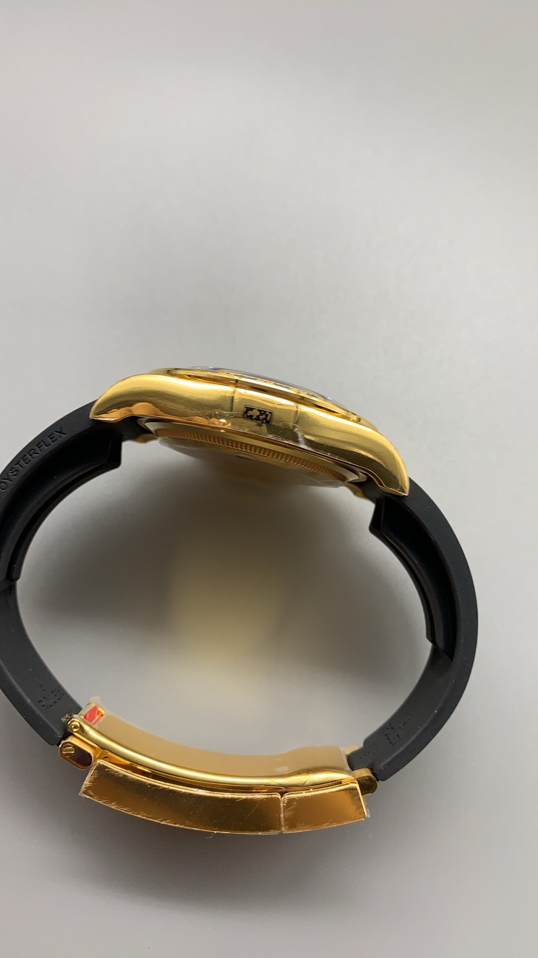 Rolex Daytona 40MM | หน้าปัดสีทอง | ตัวเรือนสแตนเลสเคลือบสีทอง PVD