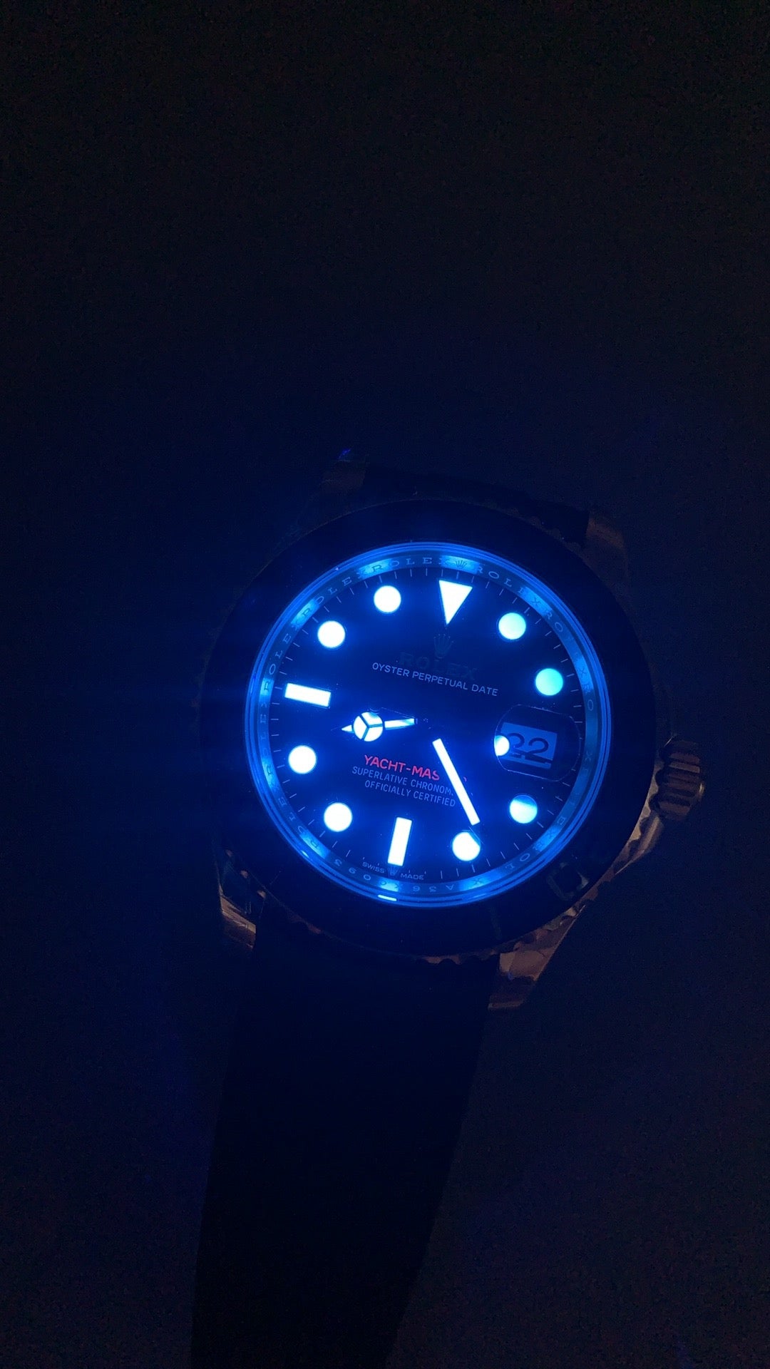 Rolex Yacht-Master 40MM | หน้าปัดสีดำ | ตัวเรือนสแตนเลสเคลือบสีโรสโกลด์ PVD