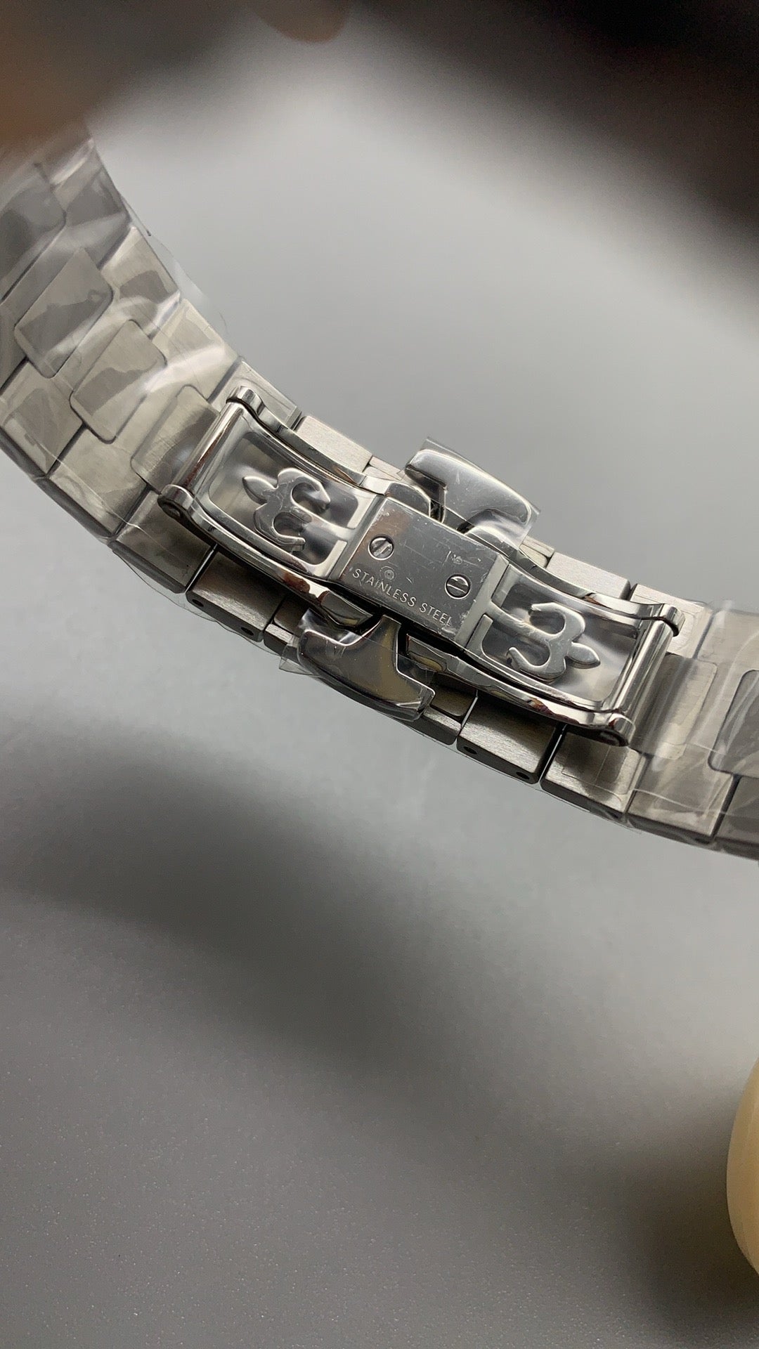 Patek Philippe Nautilus 5821 | 41MM | รุ่นใหม่ล่าสุด! | หน้าปัดสีน้ำเงินซันเรย์ | กลไกอัตโนมัติ Cal.26-330