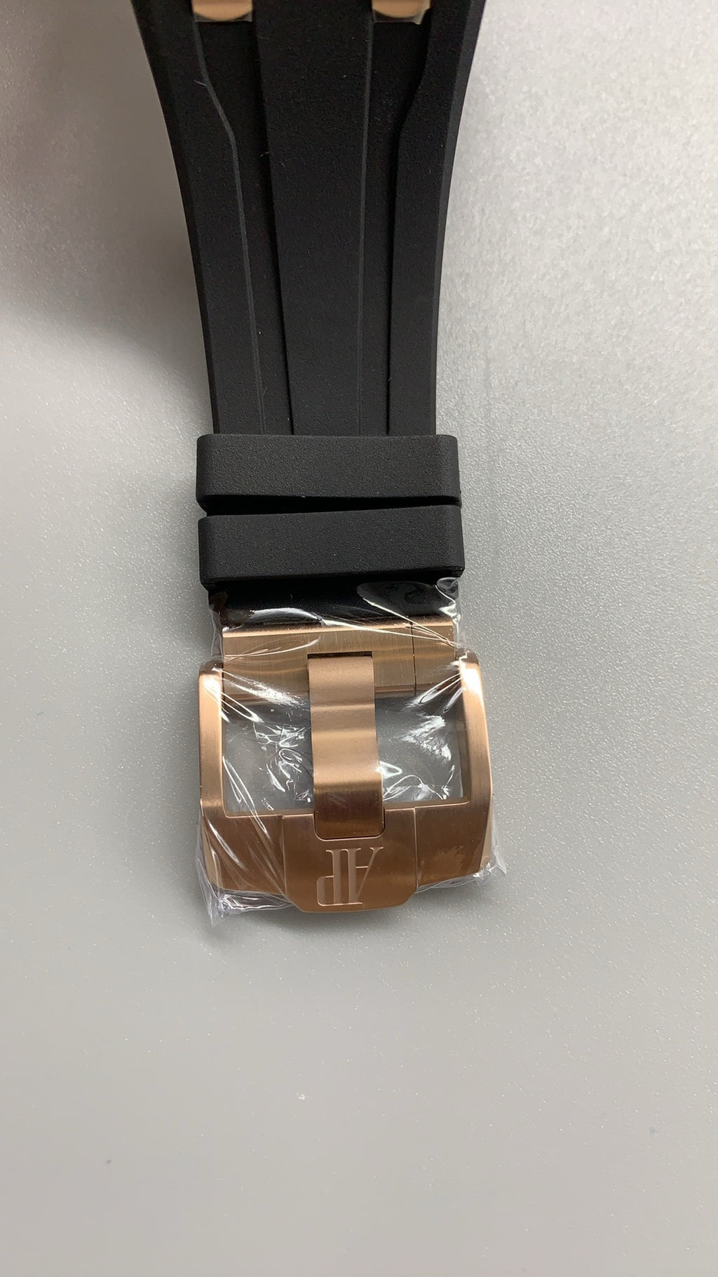 Audemars Piguet Royal Oak Offshore 26420ST | 43MM | ตัวเรือนสแตนเลสสตีล | หน้าปัดสีน้ำเงิน | จับเวลา Chronograph | กลไกอัตโนมัติ Cal.4401