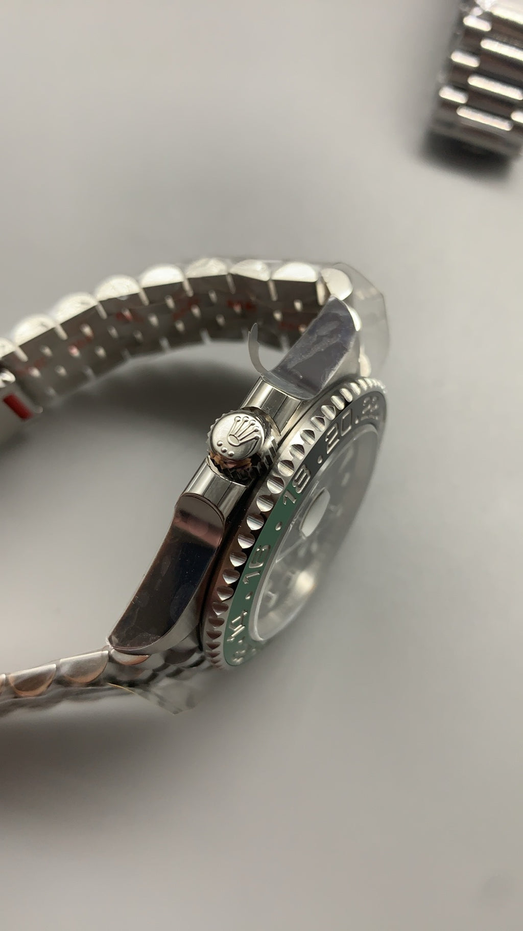 Rolex GMT-Master II 40MM | ขอบเซรามิกสีเขียว-ดำ (สไปร์ท) | กลไกอัตโนมัติ Cal.3285