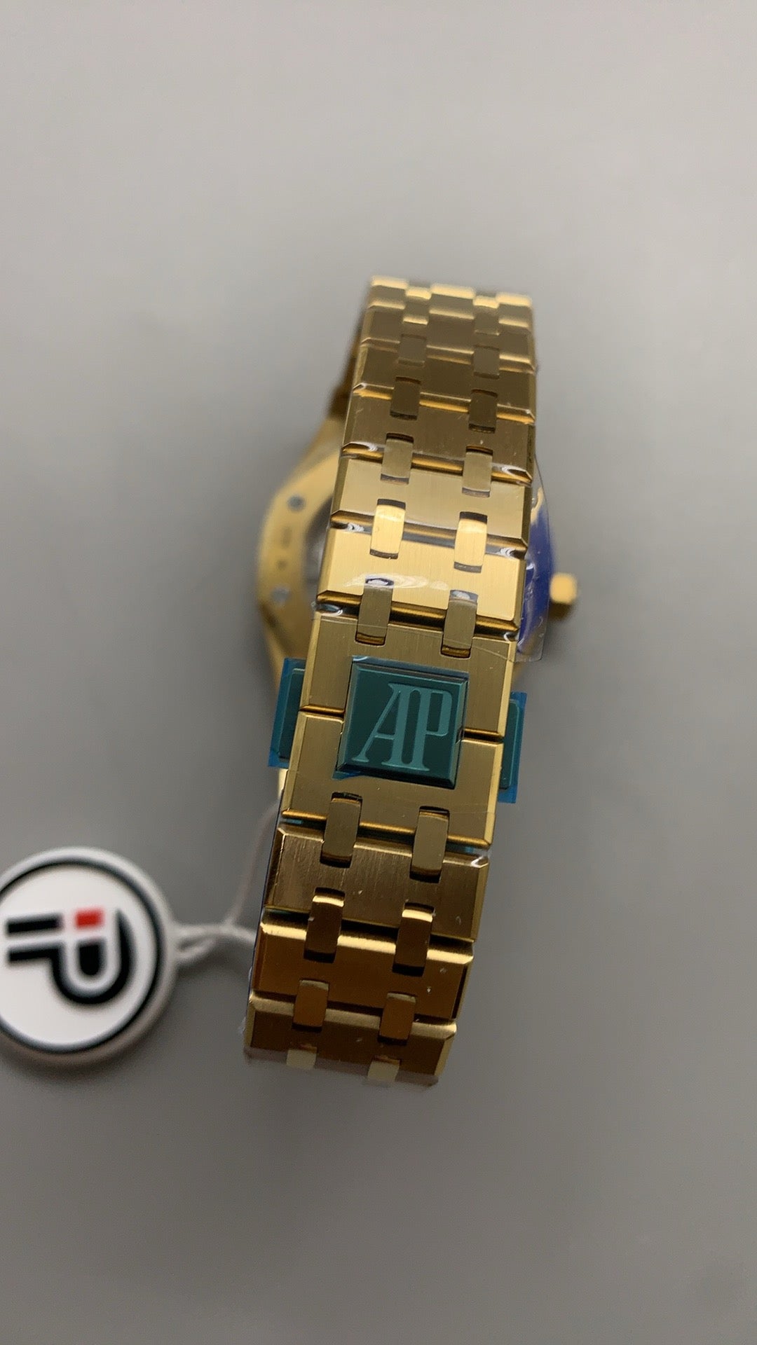 Audemars Piguet Royal Oak 15450 | 37MM | ตัวเรือนสแตนเลสสตีลเคลือบสีทองแบบ PVD | หน้าปัดสีขาว | กลไกอัตโนมัติ Cal.3120