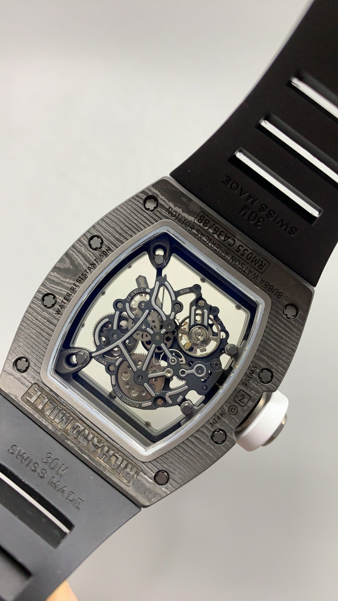 Richard Mille RM055 | 42MM | ตัวเรือนคาร์บอนไฟเบอร์ NTPT + โครงไทเทเนียม | หน้าปัดสเกเลตัน | กลไกไขลานมือ RMUL2