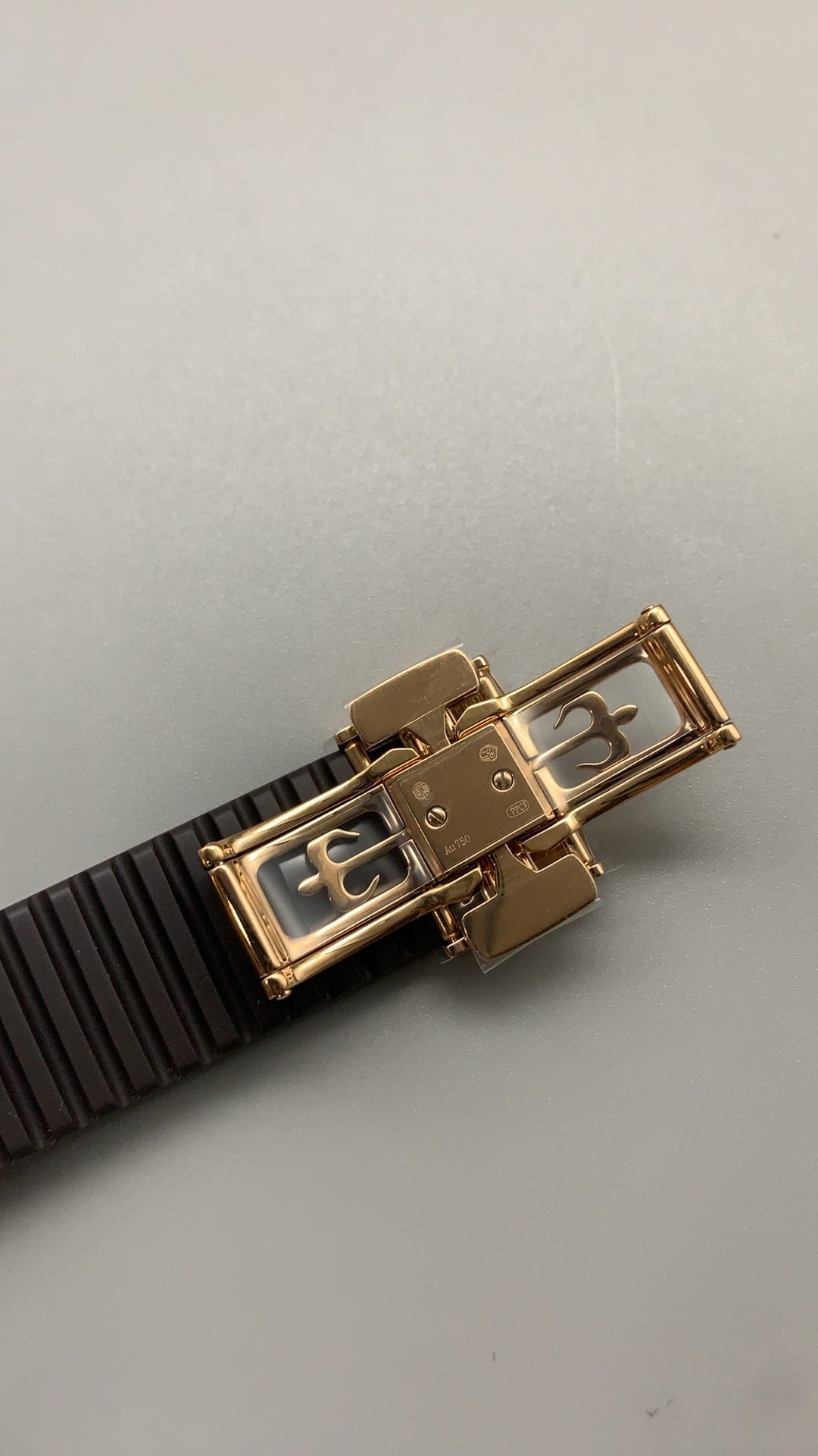 Patek Philippe Aquanaut 5167 | 40MM | ตัวเรือนสแตนเลสเคลือบสีโรสโกลด์ PVD | หน้าปัดสีน้ำตาล | สายยาง | กลไกอัตโนมัติ Cal.324 S C