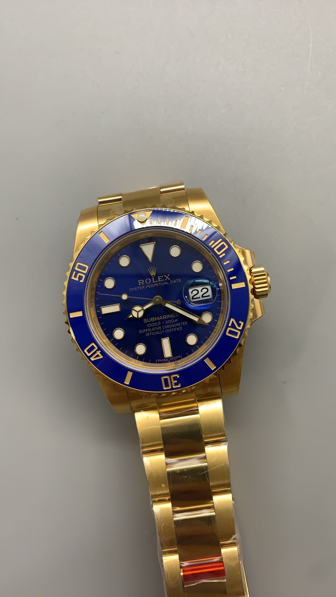 Rolex Submariner 40MM | หน้าปัดสีน้ำเงิน ขอบสีน้ำเงิน | ตัวเรือนสแตนเลสเคลือบสีทอง PVD