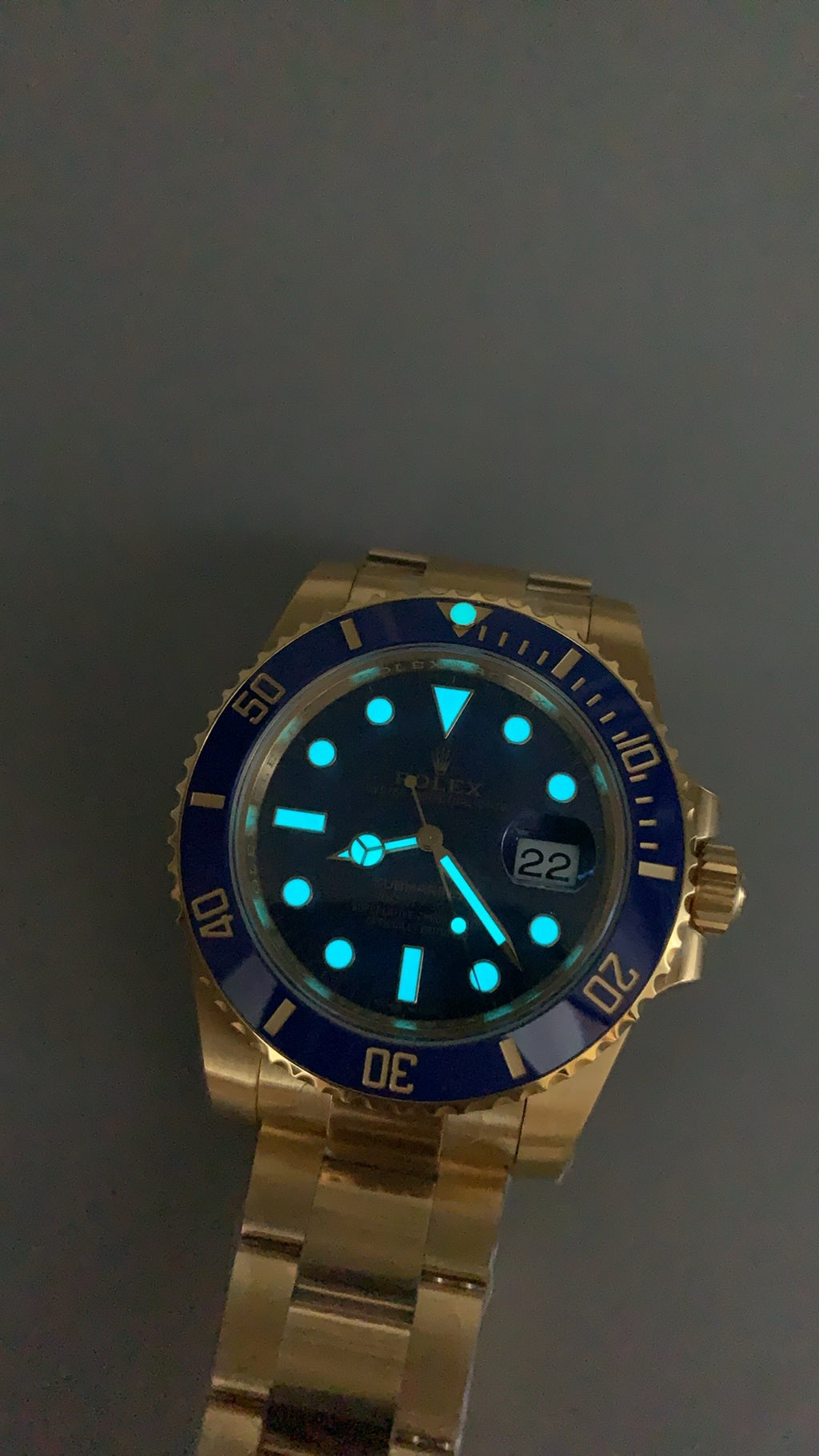Rolex Submariner 40MM | หน้าปัดสีน้ำเงิน ขอบสีน้ำเงิน | ตัวเรือนสแตนเลสเคลือบสีทอง PVD