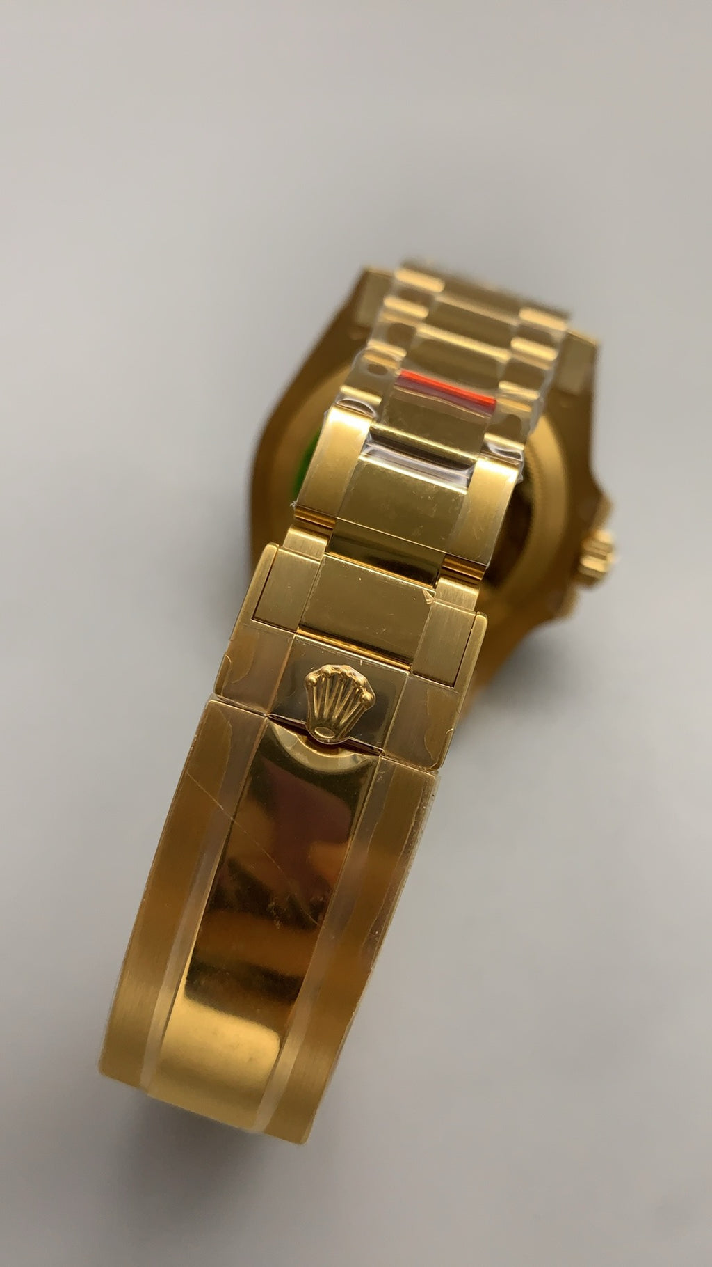 Rolex Submariner 40MM | หน้าปัดสีน้ำเงิน ขอบสีน้ำเงิน | ตัวเรือนสแตนเลสเคลือบสีทอง PVD