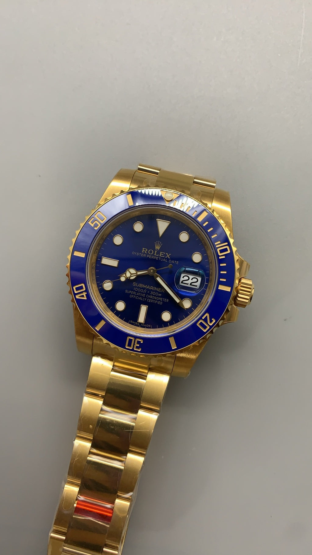 Rolex Submariner 40MM | หน้าปัดสีน้ำเงิน ขอบสีน้ำเงิน | ตัวเรือนสแตนเลสเคลือบสีทอง PVD
