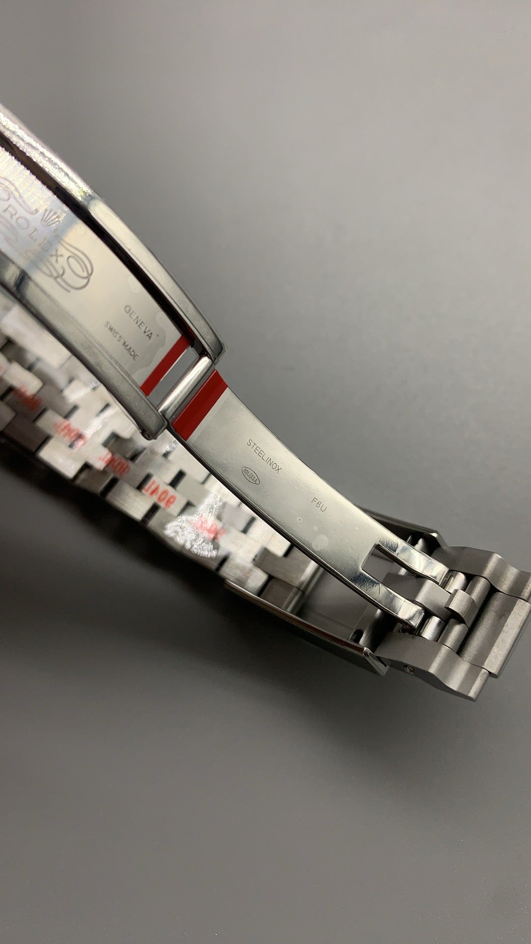 Rolex GMT-Master II 40MM | ขอบเซรามิกสีแดง-ดำ (โค้ก) | กลไกอัตโนมัติ Cal.3285