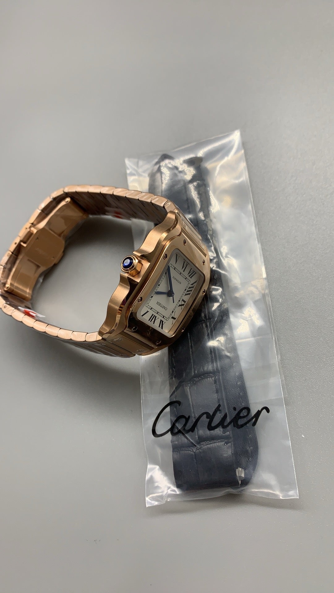 Cartier Santos de Cartier | ขนาด 35 มม. (Medium) | สีโรสโกลด์ ทั้งเรือน | อัตโนมัติ