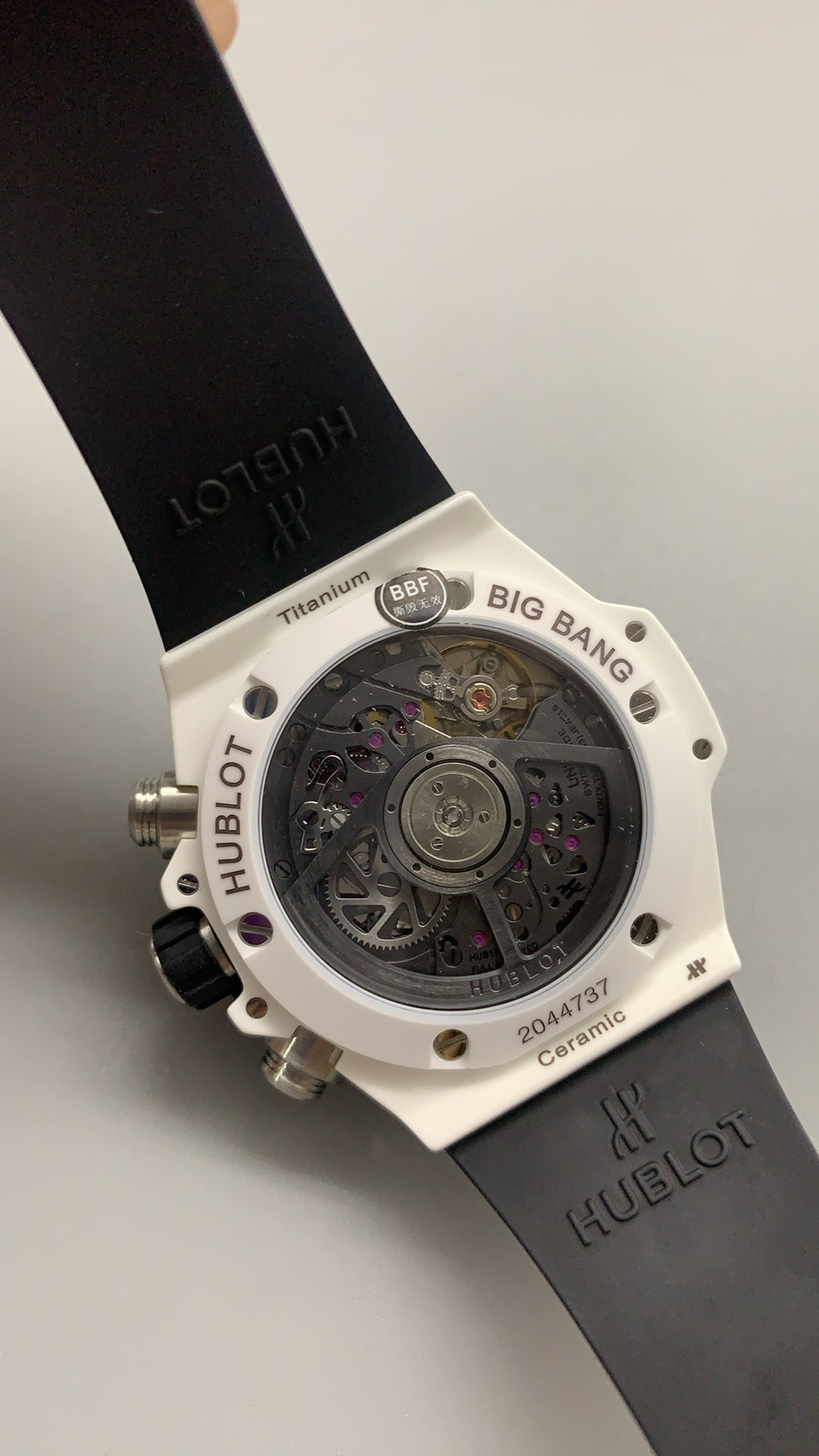 Hublot Big Bang Chronograph | 44MM | ตัวเรือนเซรามิกสีขาว | หน้าปัดสเกเลตัน | จับเวลา Chronograph | กลไกอัตโนมัติ HUB4100