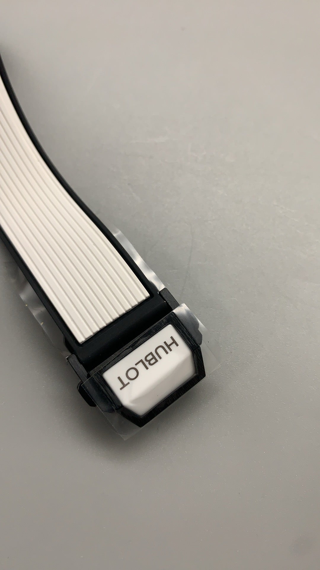 Hublot Big Bang Chronograph | 44MM | ตัวเรือนเซรามิกสีขาว | หน้าปัดสเกเลตัน | จับเวลา Chronograph | กลไกอัตโนมัติ HUB4100