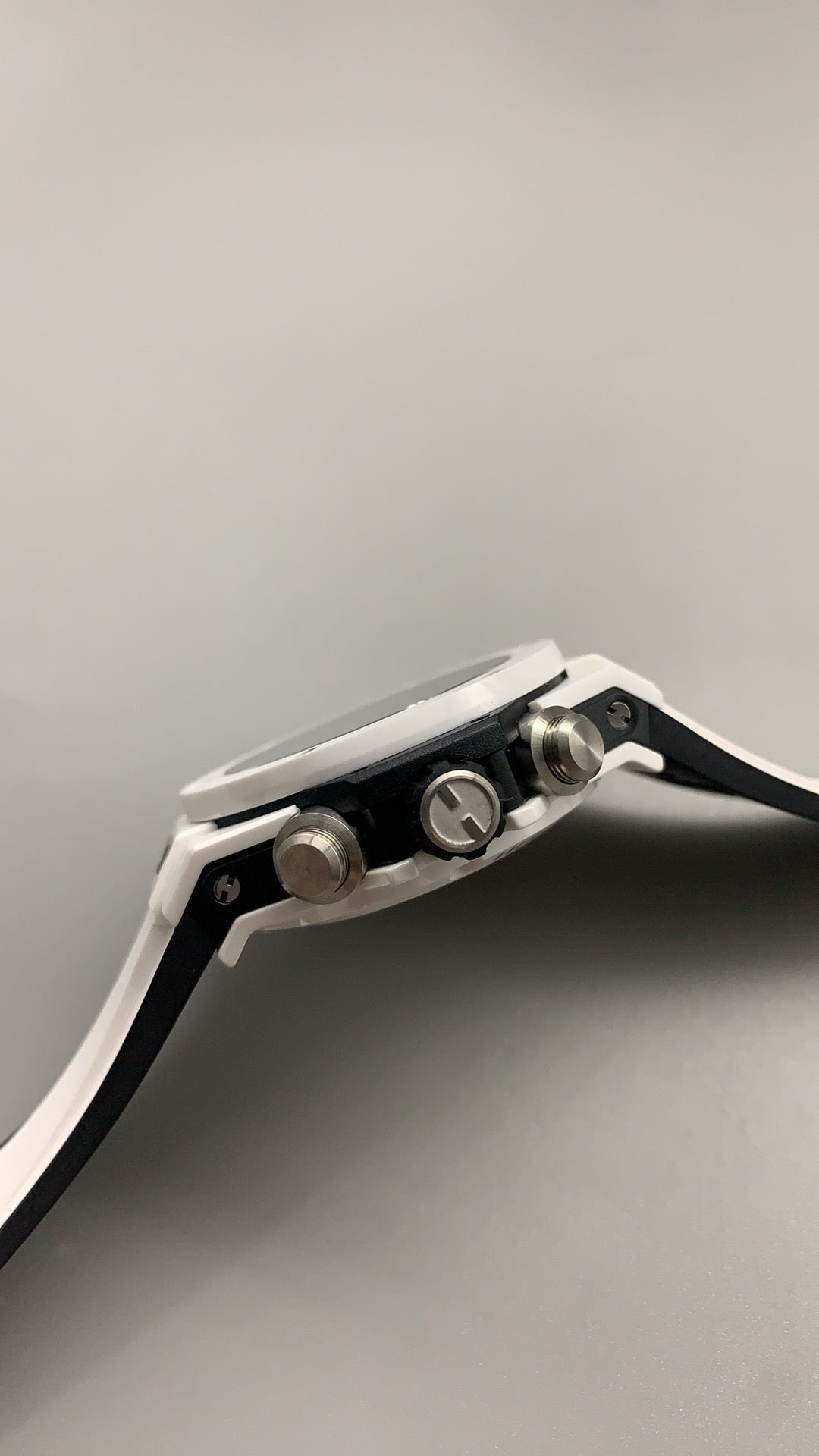 Hublot Big Bang Chronograph | 44MM | ตัวเรือนเซรามิกสีขาว | หน้าปัดสเกเลตัน | จับเวลา Chronograph | กลไกอัตโนมัติ HUB4100