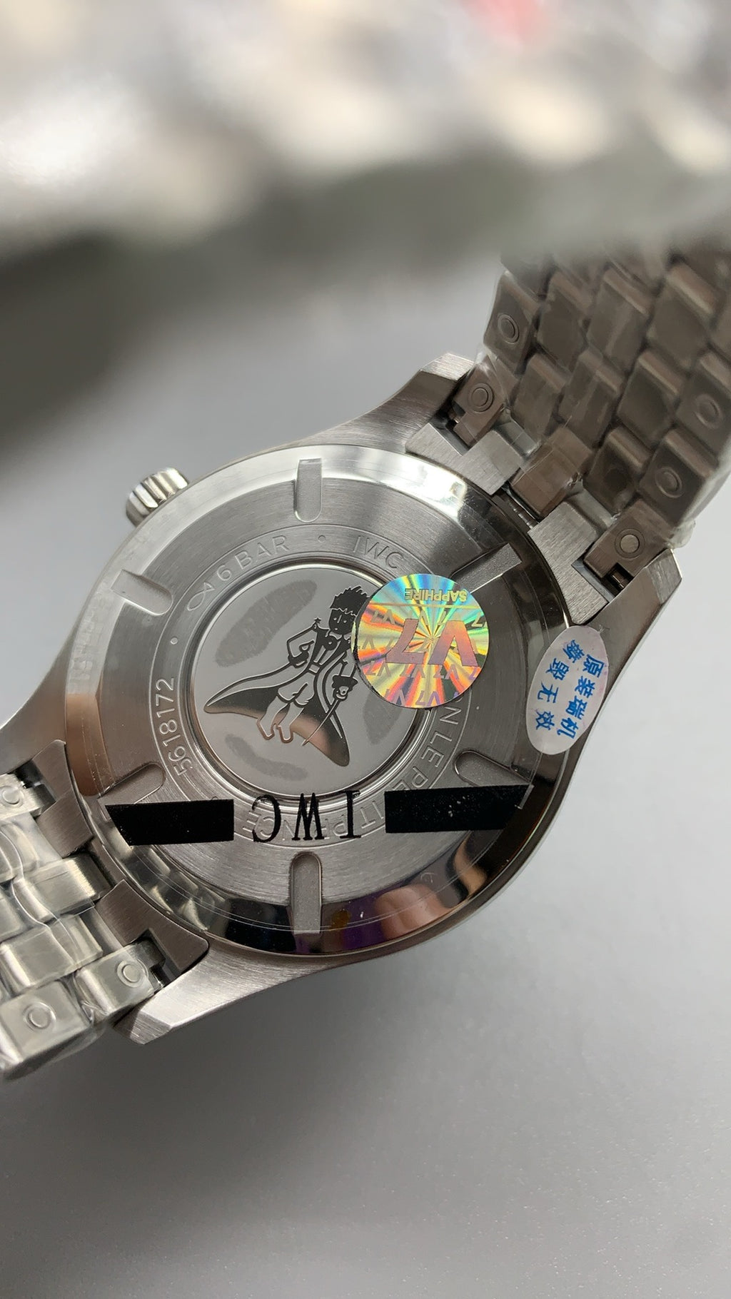 IWC Pilot's Watch Mark XVIII | 40MM | ตัวเรือนสแตนเลสสตีล | ฟังก์ชันวันที่ | หน้าปัดสีดำ | สายหนังวัวสีดำ | กลไกอัตโนมัติ Cal.35111