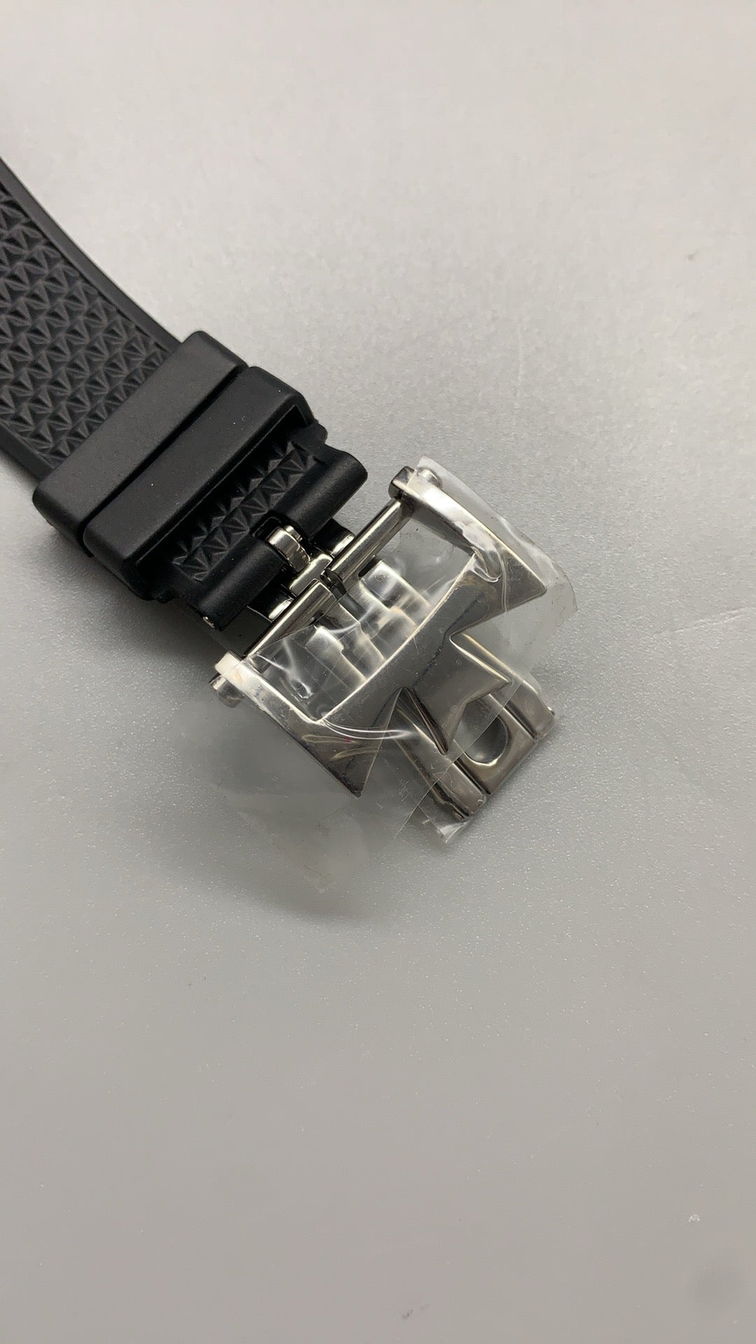 Vacheron Constantin Overseas Dual Time 7900V | 41MM | ตัวเรือนสแตนเลสสตีล | ฟังก์ชันเวลา 2 เขต | หน้าปัดสีน้ำเงิน | กลไกอัตโนมัติ Cal.5110 DT