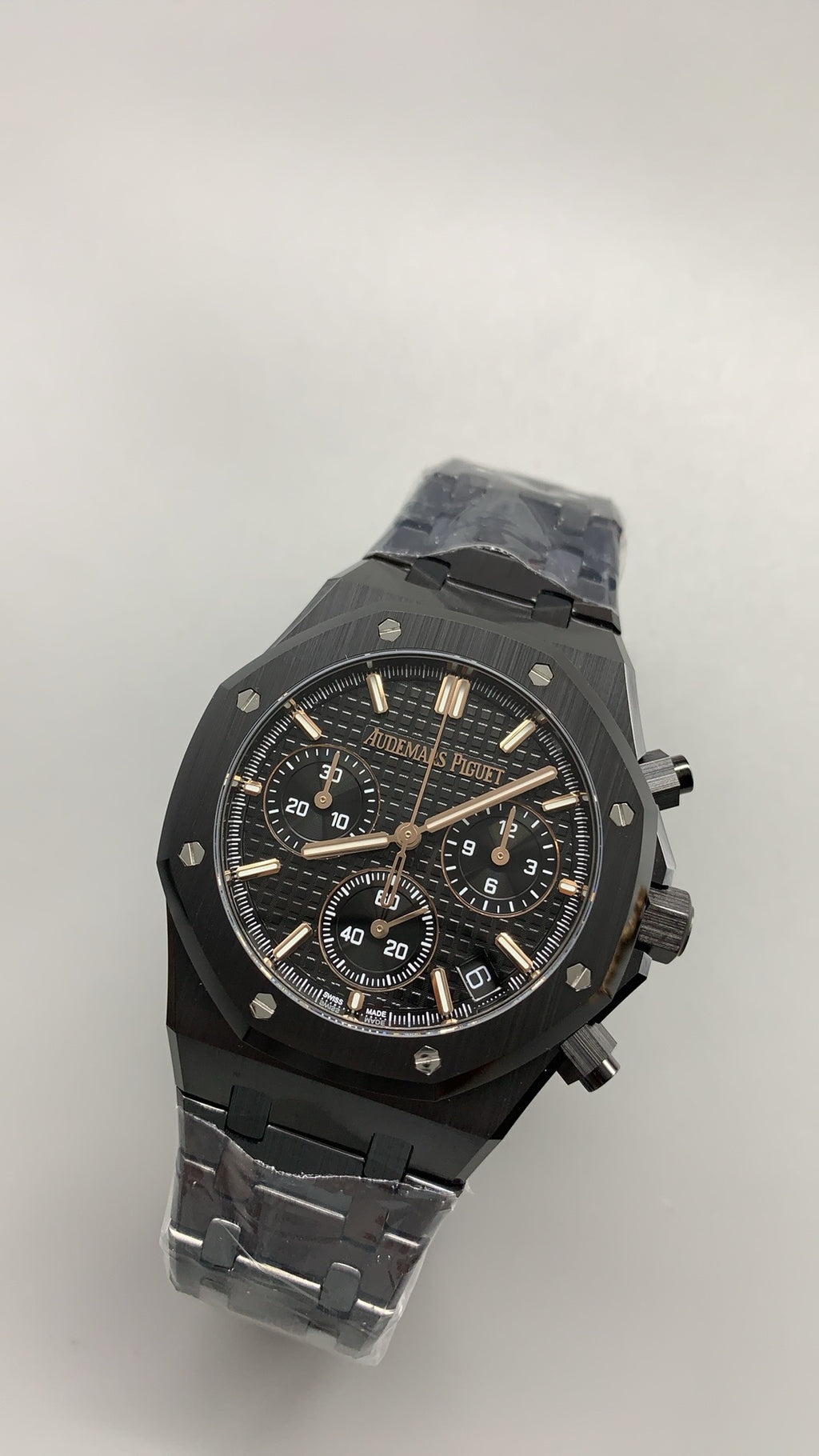 Audemars Piguet Royal Oak 26240CE | 41MM | ตัวเรือนเซรามิกสีดำ | หน้าปัดสีดำ | จับเวลา Chronograph | กลไกอัตโนมัติ Cal.4401