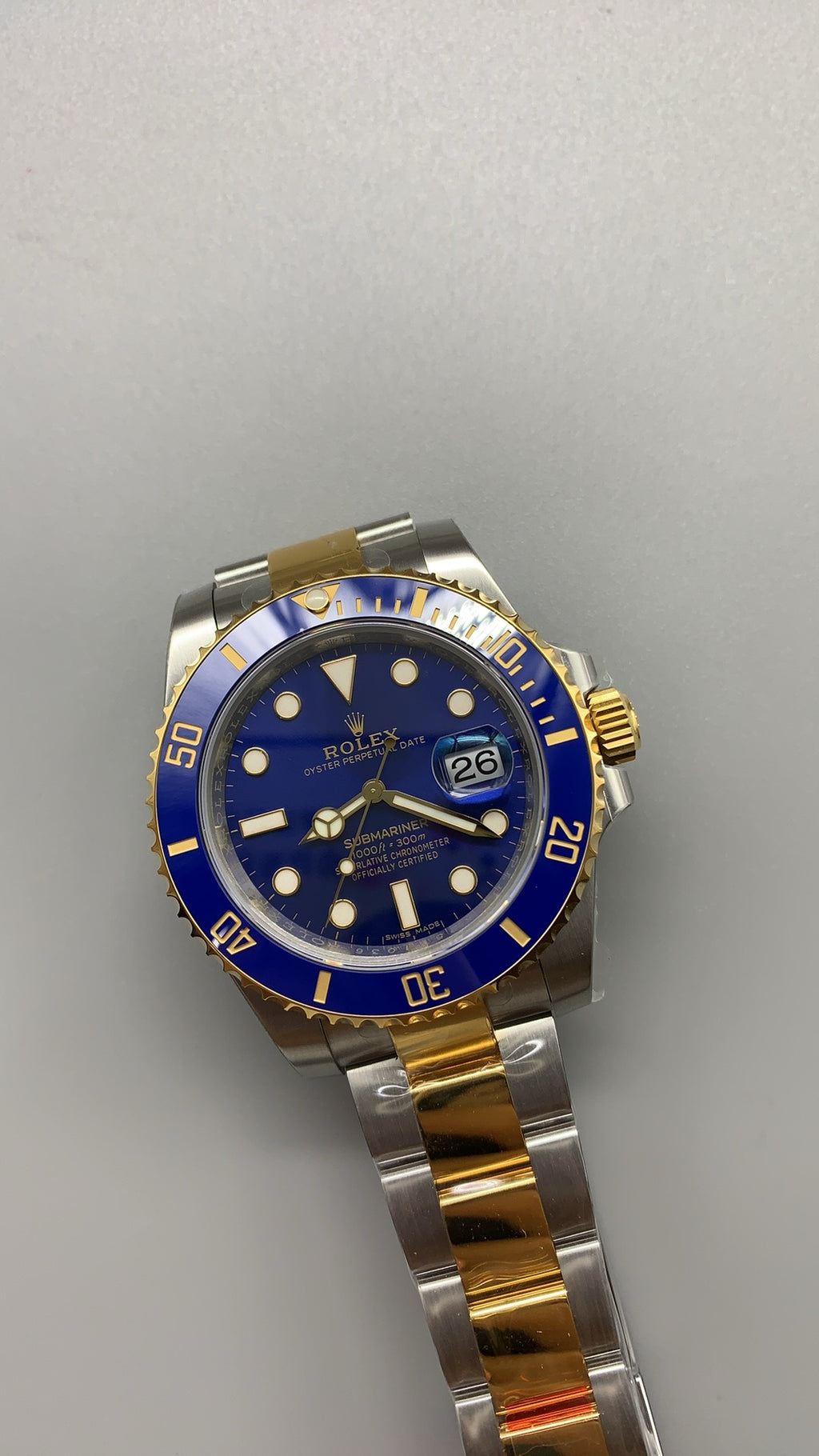 Rolex Submariner 41MM | หน้าปัดสีน้ำเงิน ขอบสีน้ำเงิน | ตัวเรือนทูโทนสแตนเลสเคลือบสีทอง PVD