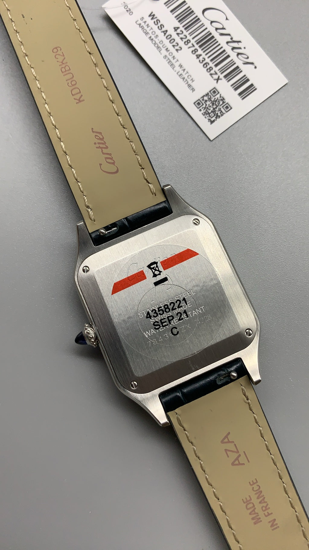 Cartier Tank Louis Dumont | ขนาดกลาง 43×31 มม. | อัตโนมัติ