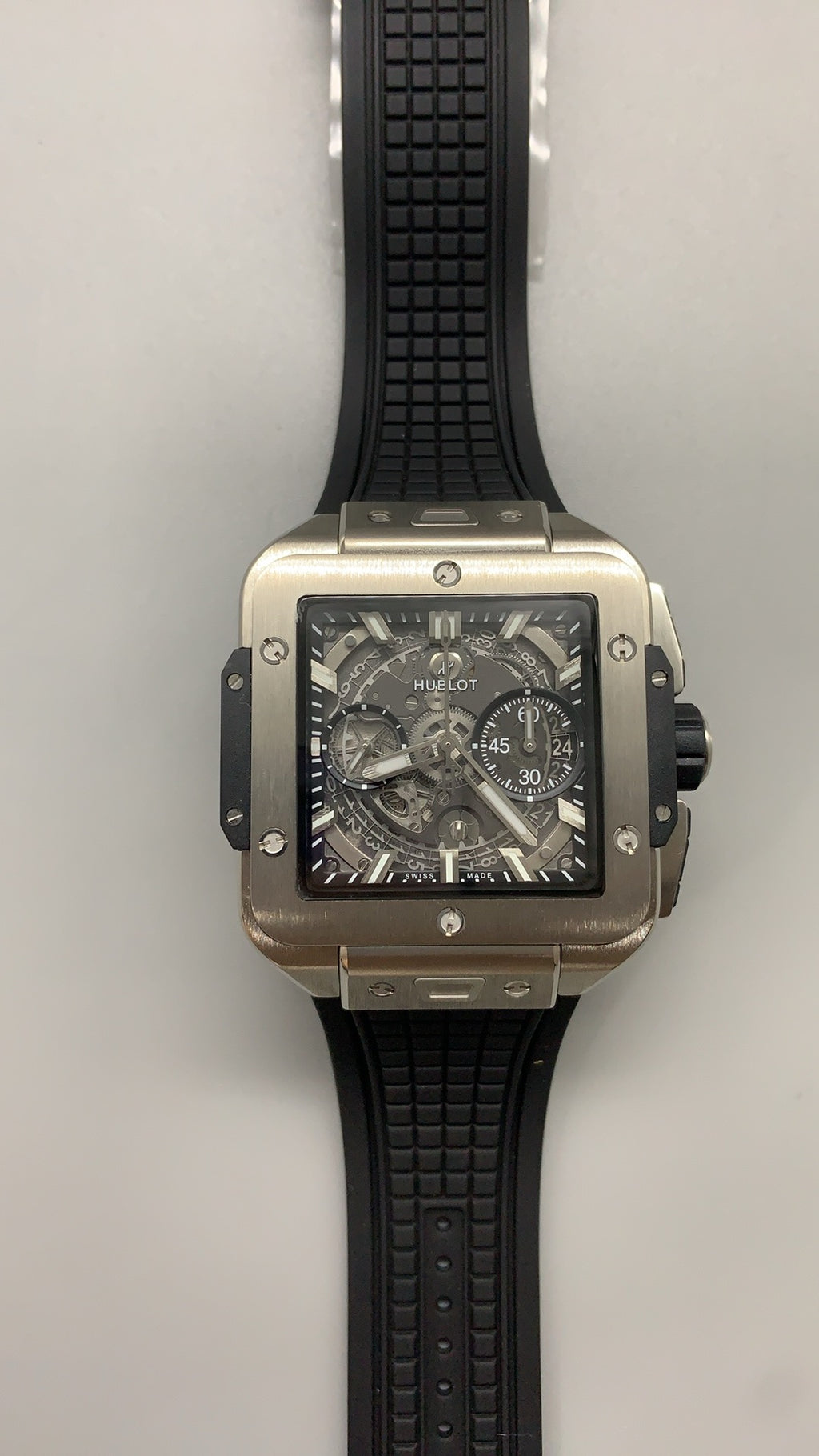 Hublot Spirit of Big Bang | 42MM | ตัวเรือนไทเทเนียมทรงถังไวน์ (Tonneau) | หน้าปัดสเกเลตัน | จับเวลา Chronograph | กลไกอัตโนมัติ HUB4700