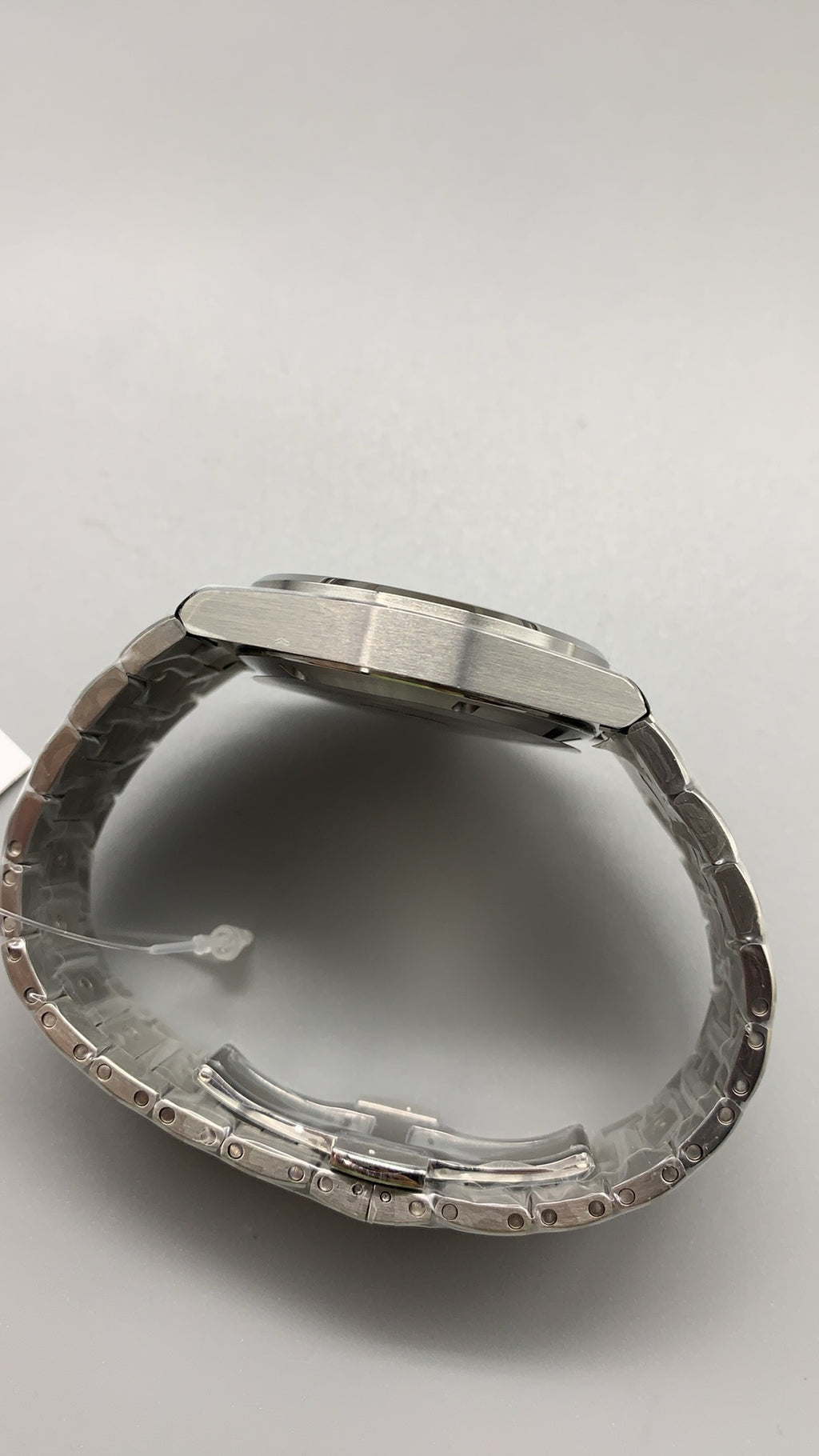 IWC Ingenieur Automatic 40 | 40MM | ตัวเรือนสแตนเลสสตีล | ฟังก์ชันวันที่ | หน้าปัดสีเขียว | สายเหล็กสแตนเลส | กลไกอัตโนมัติ Cal.32111