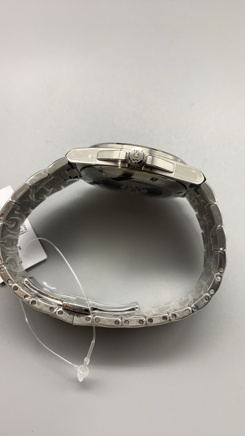 IWC Ingenieur Automatic 40 | 40MM | ตัวเรือนสแตนเลสสตีล | ฟังก์ชันวันที่ | หน้าปัดสีเขียว | สายเหล็กสแตนเลส | กลไกอัตโนมัติ Cal.32111