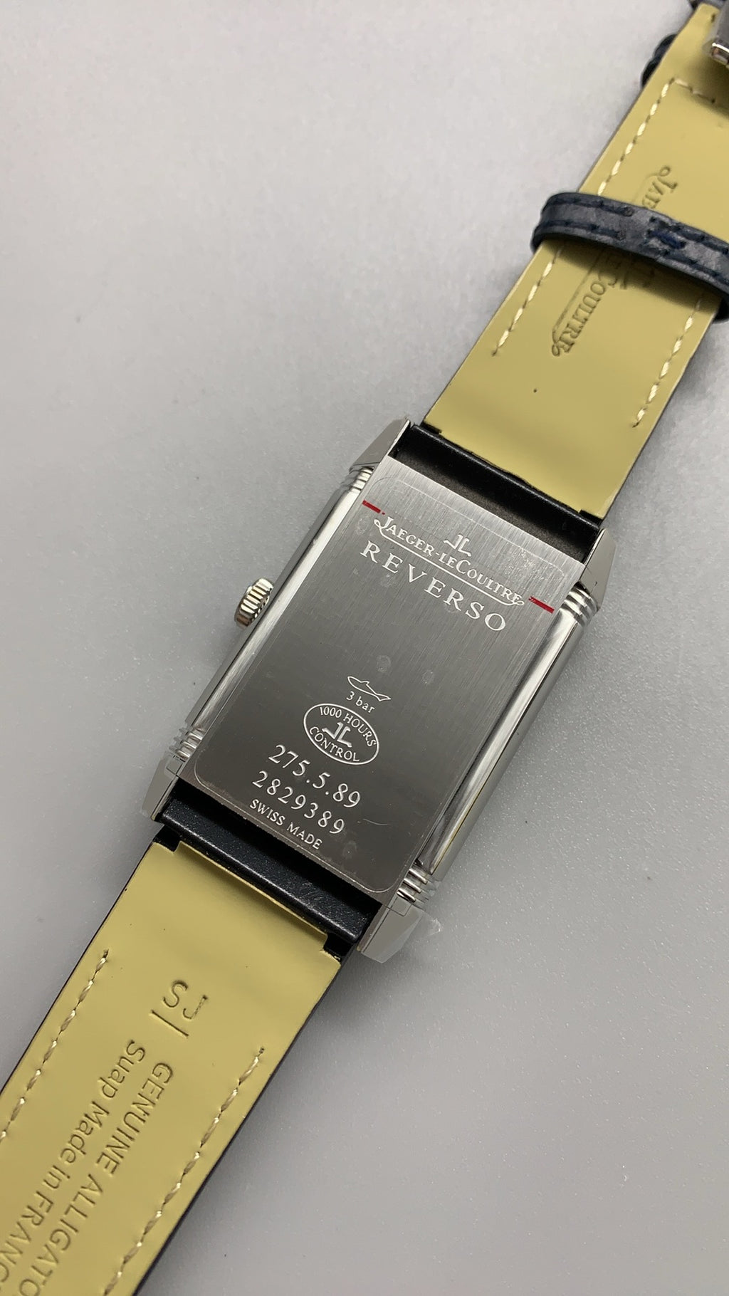 Jaeger-LeCoultre Reverso Classic Small Seconds | 45.6×27.4MM | ตัวเรือนสแตนเลสสตีล | กลไกไขลาน | หน้าปัดสีน้ำเงิน | สายหนังจระเข้สีน้ำเงิน | ฟังก์ชันวินาทีขนาดเล็ก